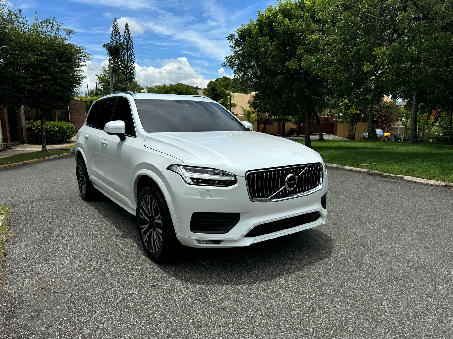 jeepetas y camionetas - Volvo XC90 D5 2020.