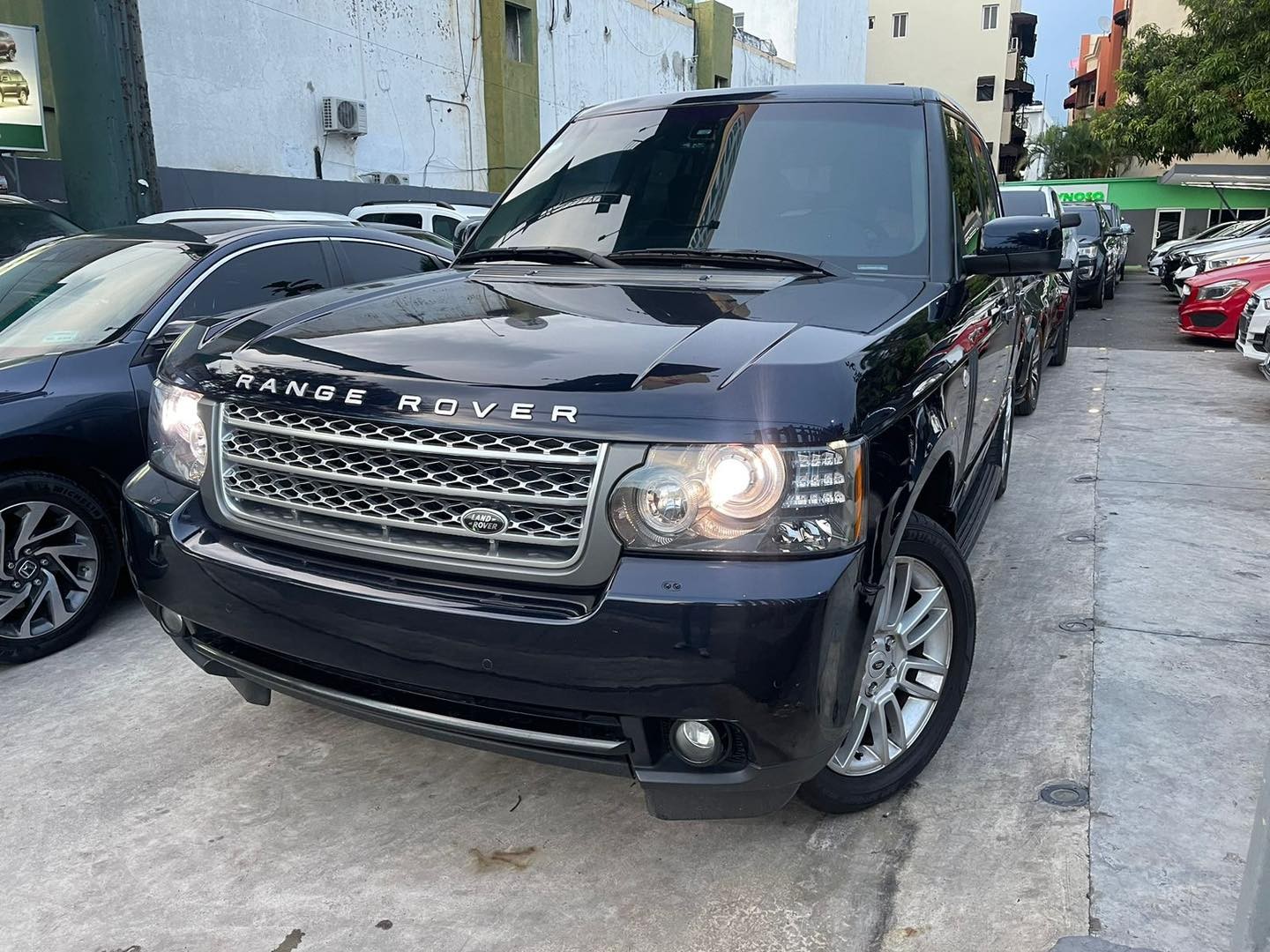 jeepetas y camionetas - RANGE  ROVER  VOGUE  TDV8 2010 1