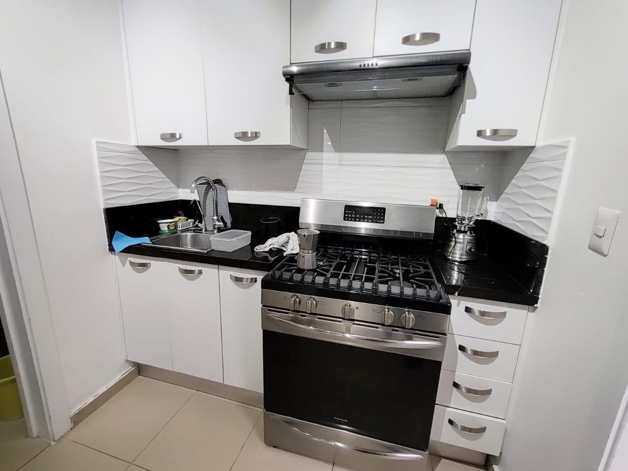 apartamentos - Apartamento en Venta 
LOS CACICAZGOS
ANTES: USD 560,000.00
AHORA: USD 510,000.00 6