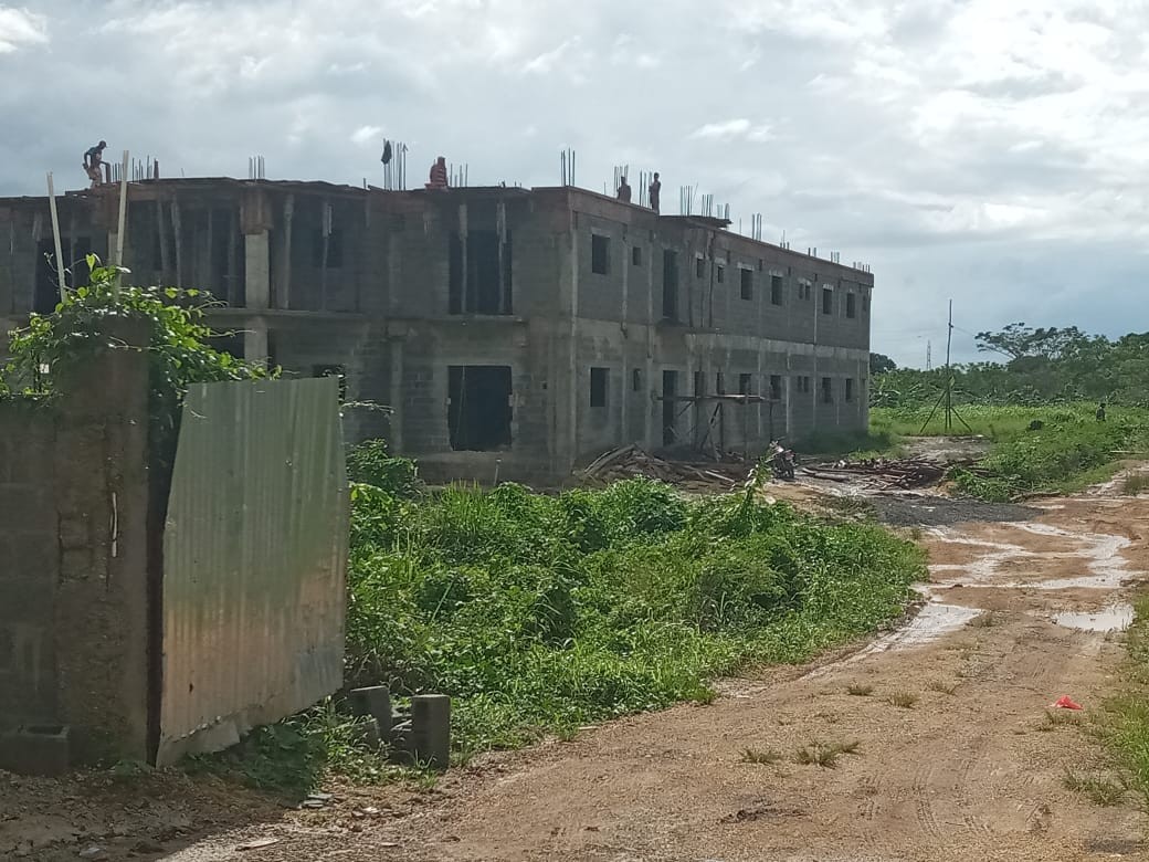 solares y terrenos - vendo solar en santo domingo este 4