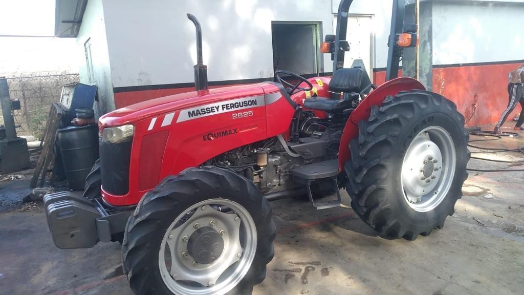 camiones y vehiculos pesados - Tractor agrícola en venta.