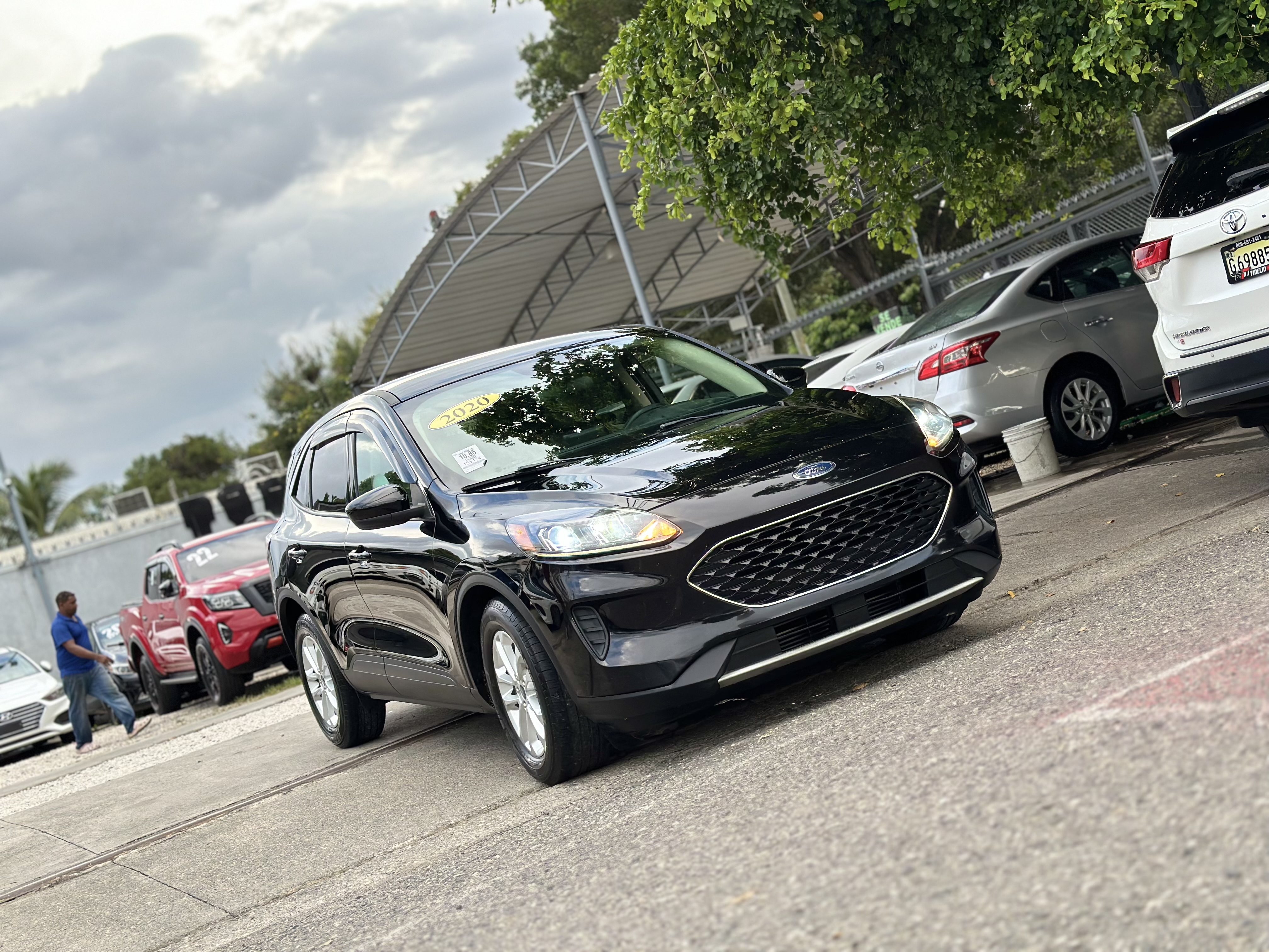 jeepetas y camionetas - 2020 Ford Escape SE CLEAN CARFAX 5