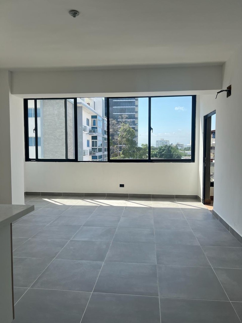 apartamentos - Alquiler en el millón 
Nuevo a estrenar 
A una esq. de la Núñez de 
Cáceres
Área 7