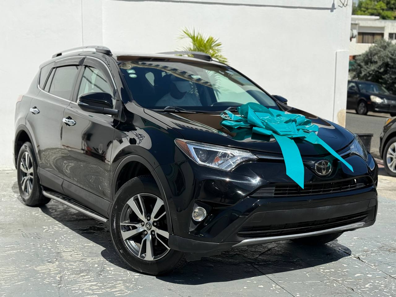 jeepetas y camionetas - TOYOTA RAV4 XLE 2018