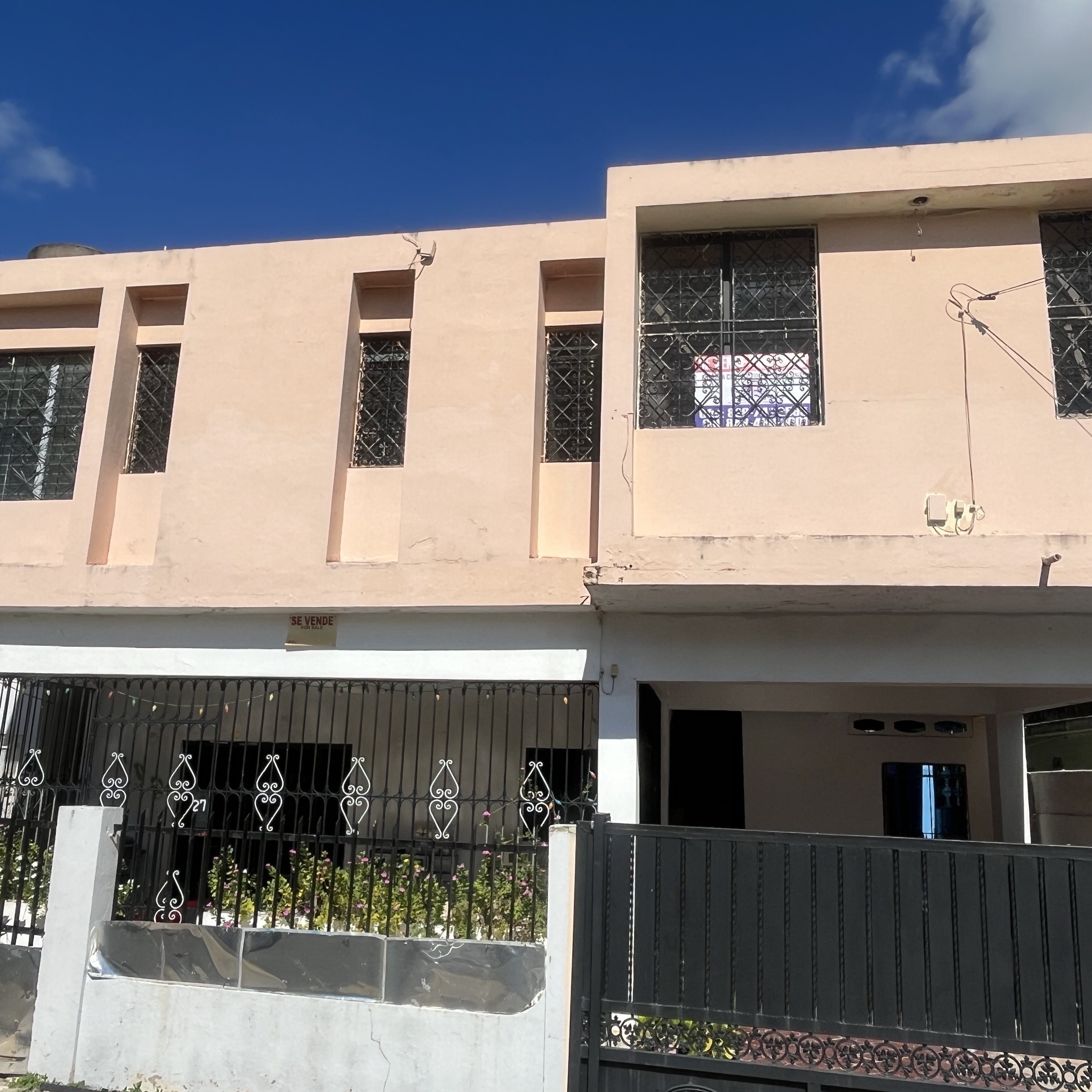 casas - vendo propiedad en urb máximo Gómez 15 mm neg