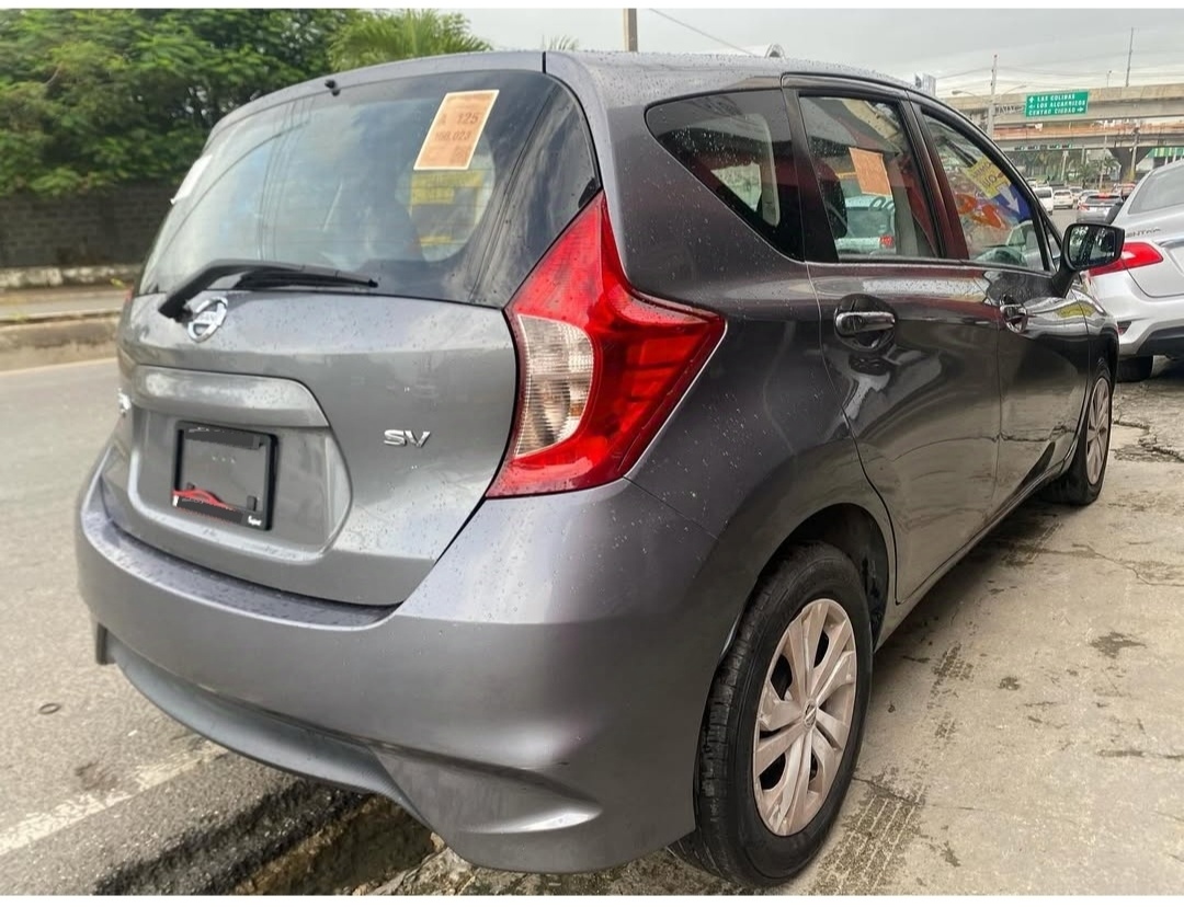 carros - 2019 Nissan Versa Note SV Americano  7