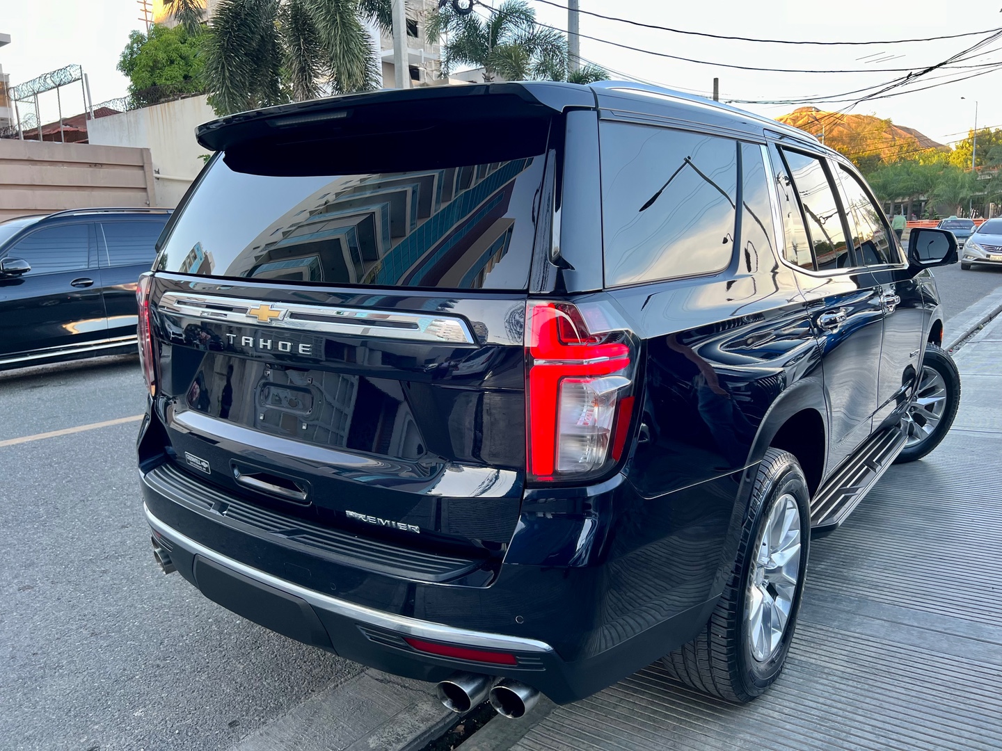 jeepetas y camionetas - Chevrolet Tahoe Premier 2021 4