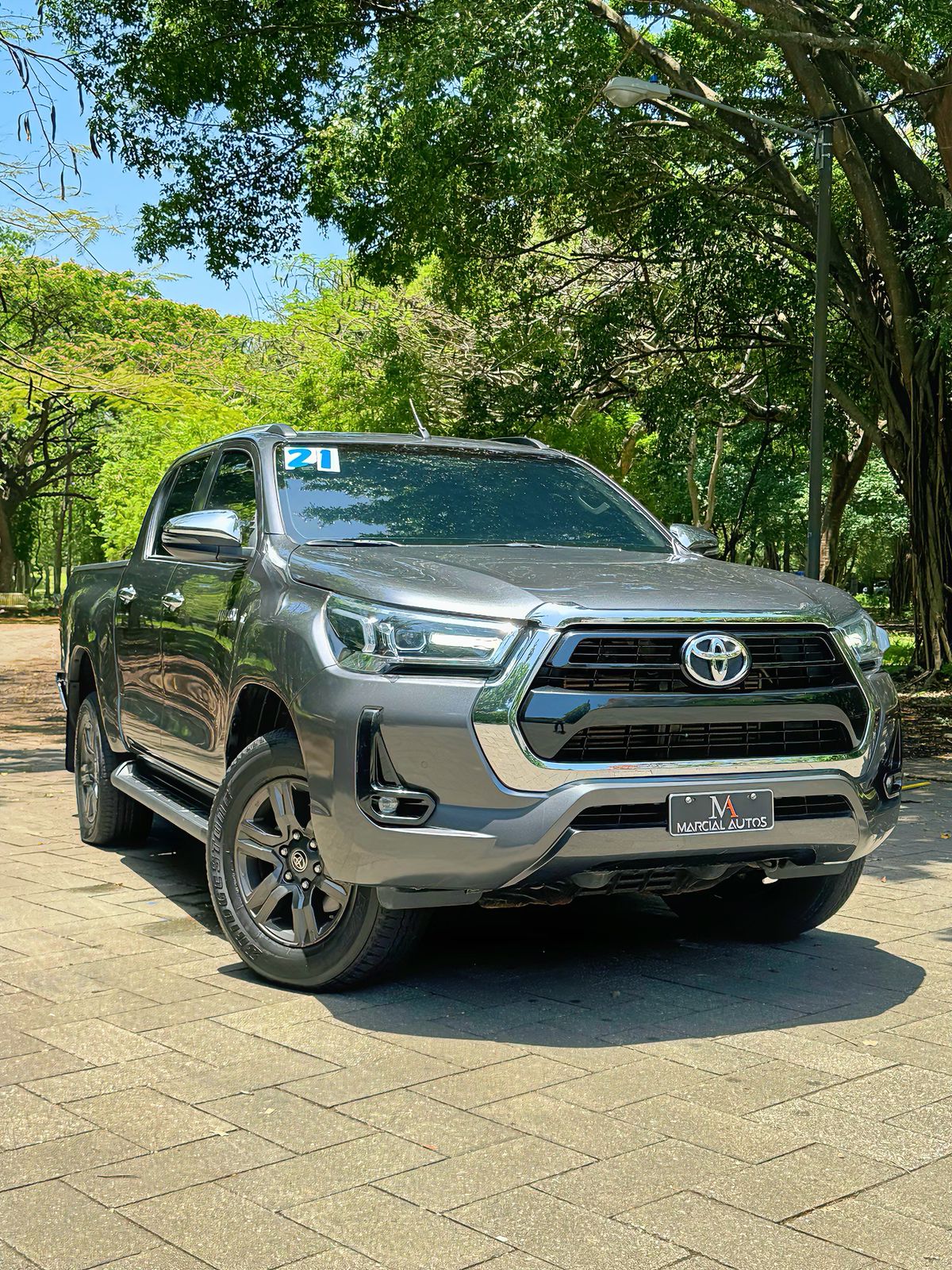 jeepetas y camionetas - Montate en esta super toyota Hailux limited 2021 todo terreno 4x4 