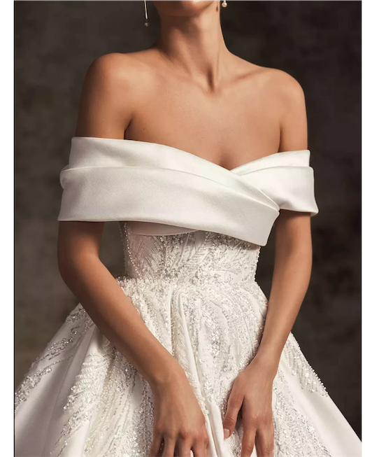 ropa para mujer - Elegante vestido de novia con su velo  2