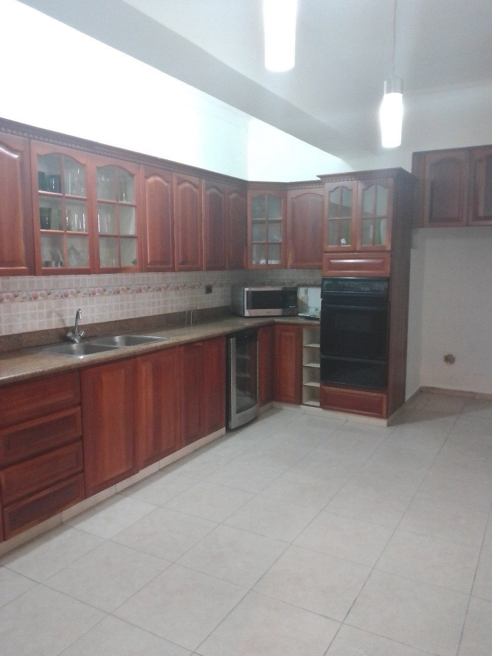 apartamentos - Alquilo apto en Bella Vista Amueblado 3