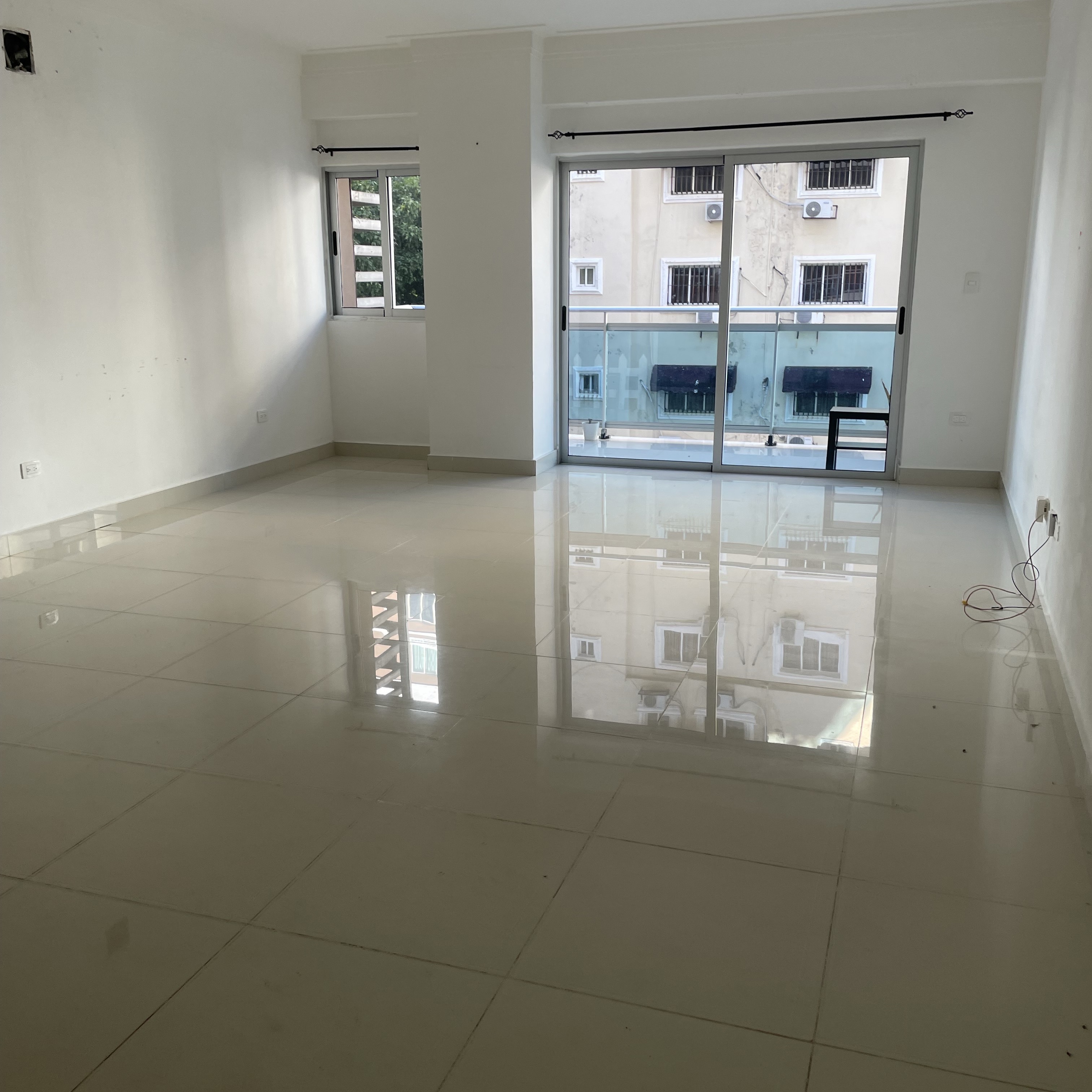 apartamentos - ALQUILO APTO CON LÍNEA BLANCA, BELLA VISTA SUR, 2 HAB, BALCÓN,PISCINA US 1600