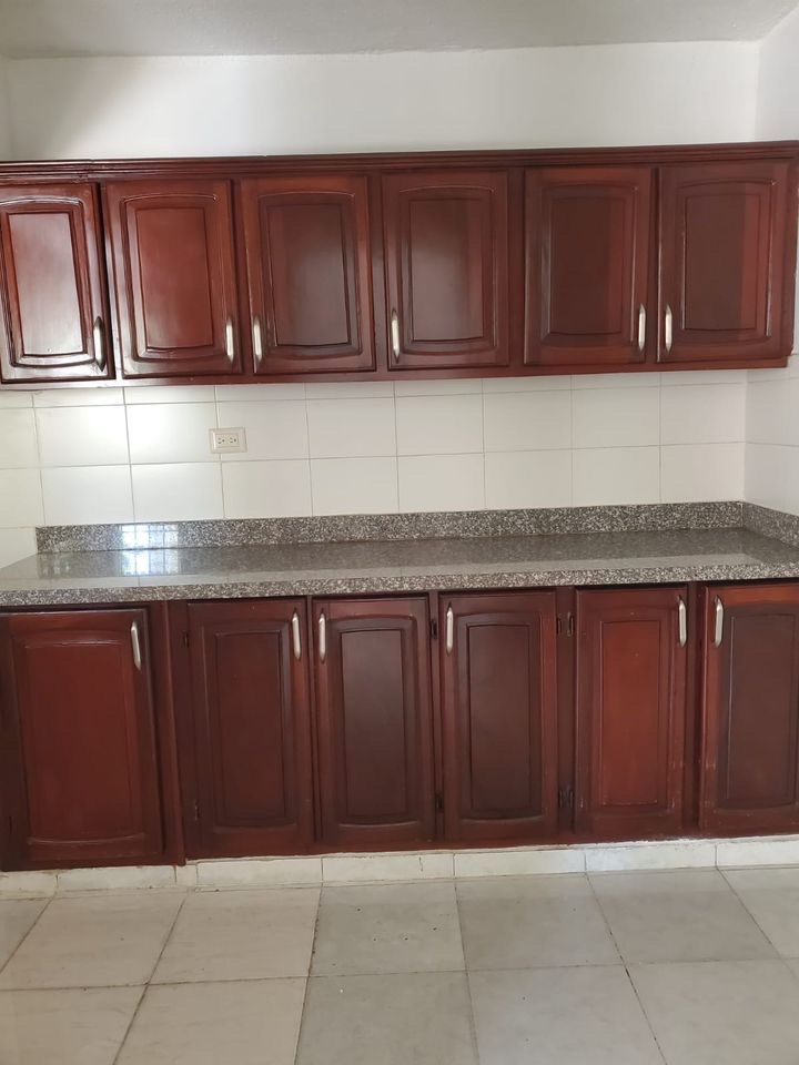 apartamentos - Alquilo casa en Residencial Santo Domingo 1