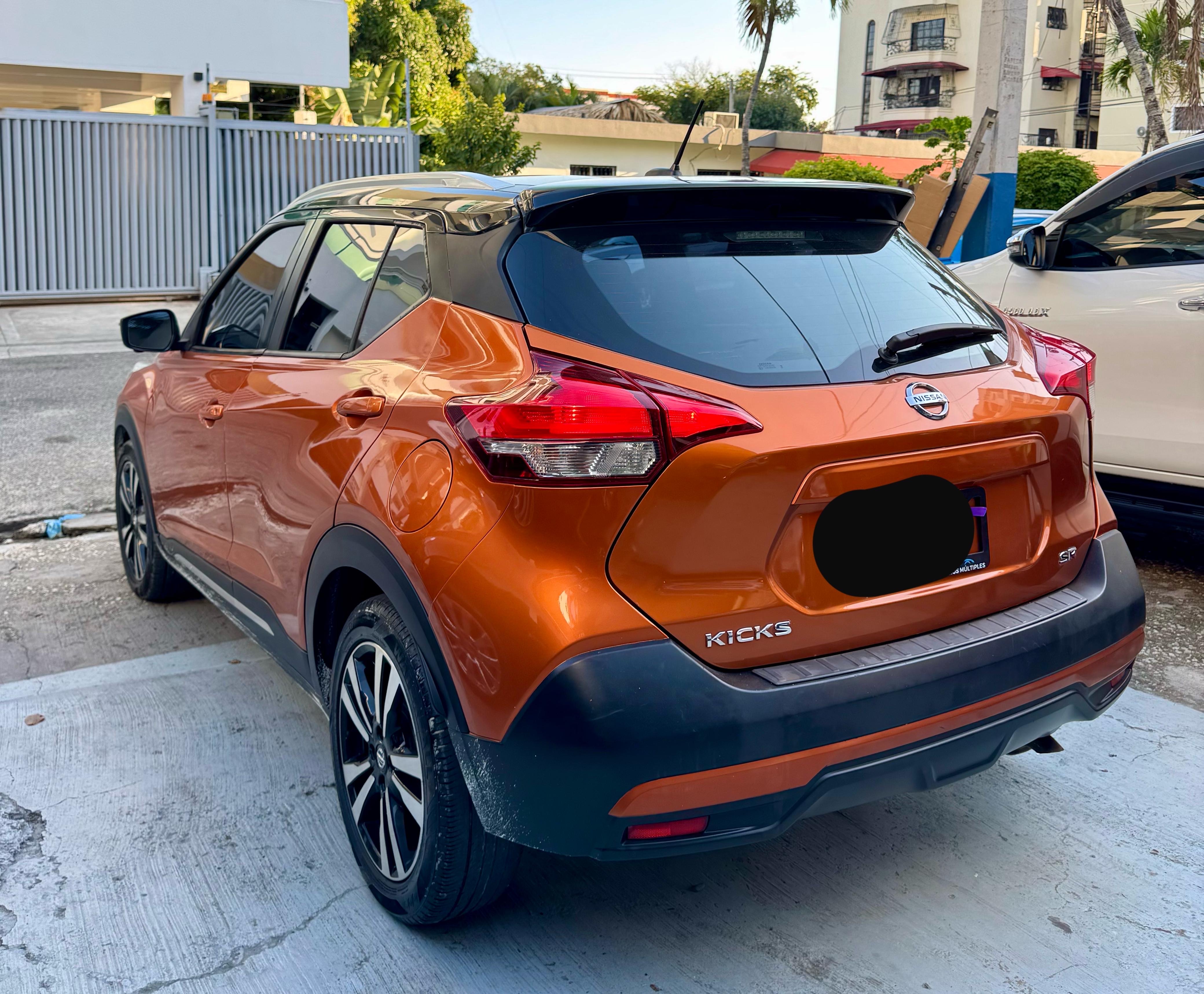 jeepetas y camionetas - Nissan Kicks SR 2019 6