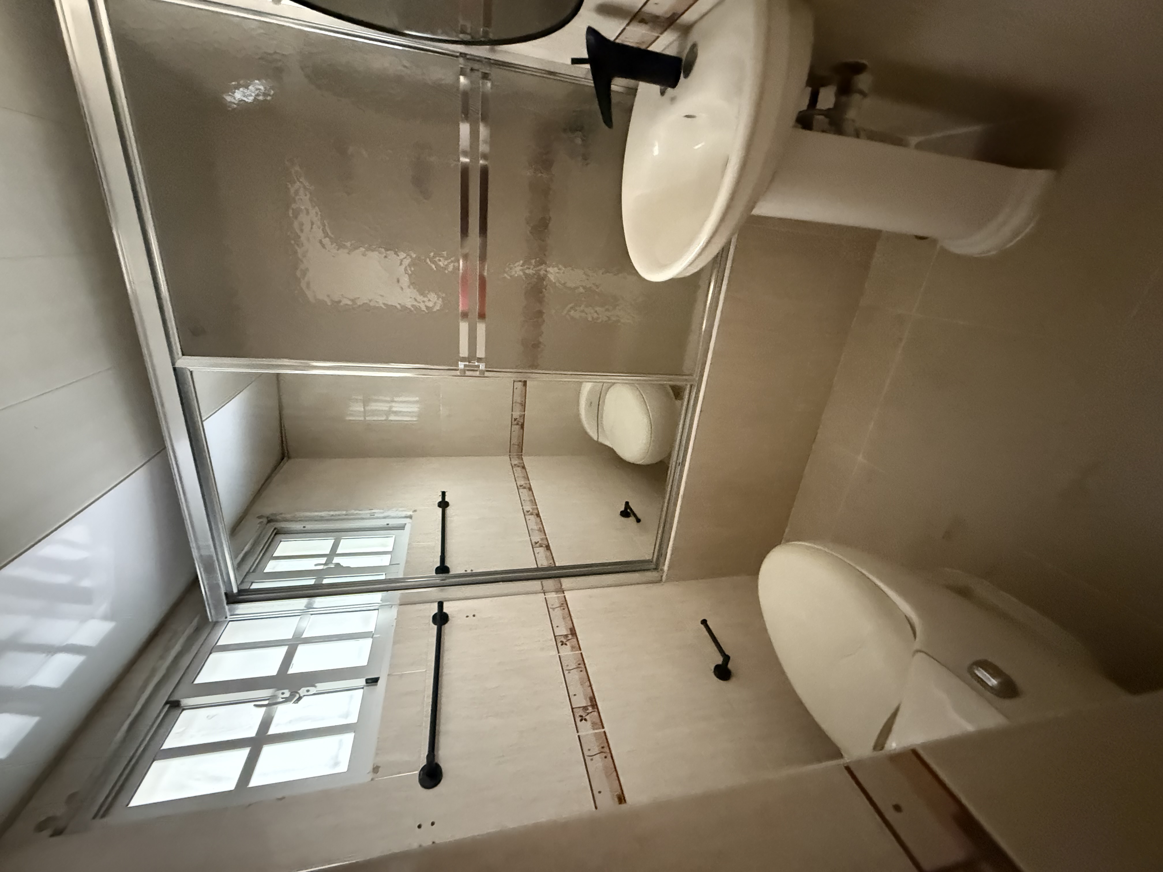apartamentos - Alquiló naco primer nivel 32 mil pesos una hab 1.5