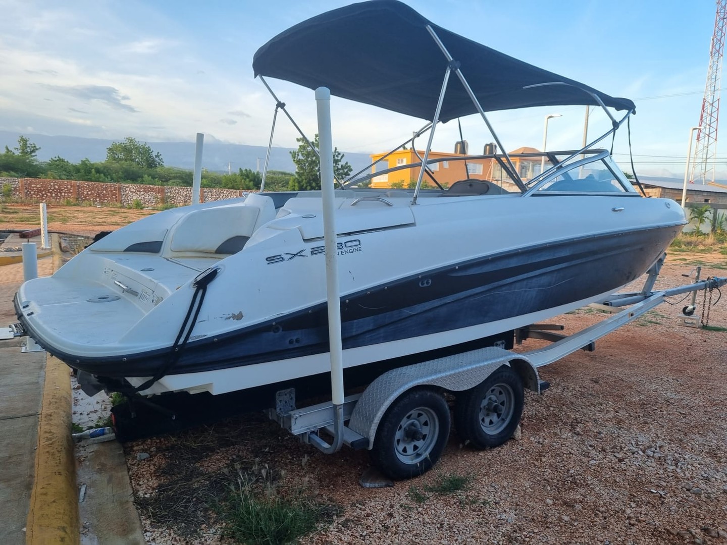 botes - Bote Lancha rápida Yamaha, 2 Motores de 230HP 4 tiempos bajo cubierta