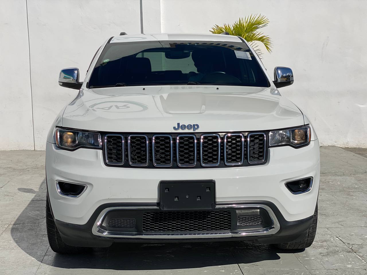 jeepetas y camionetas - JEEP GRAND CHEROKEE 4x4 2017 4