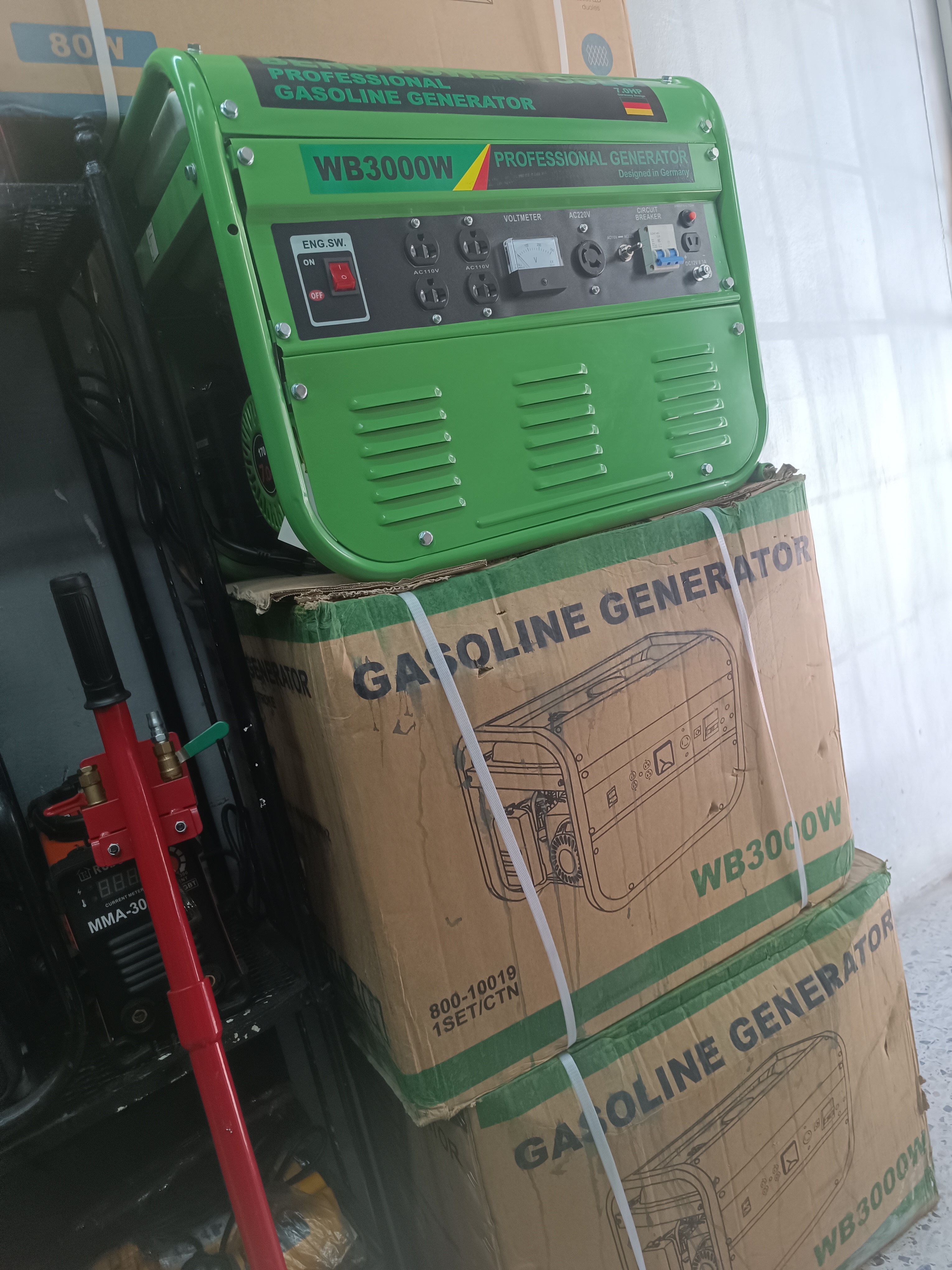 equipos profesionales - GENERADOR PLANTA ELECTRICA 3 KILOS 7 HP