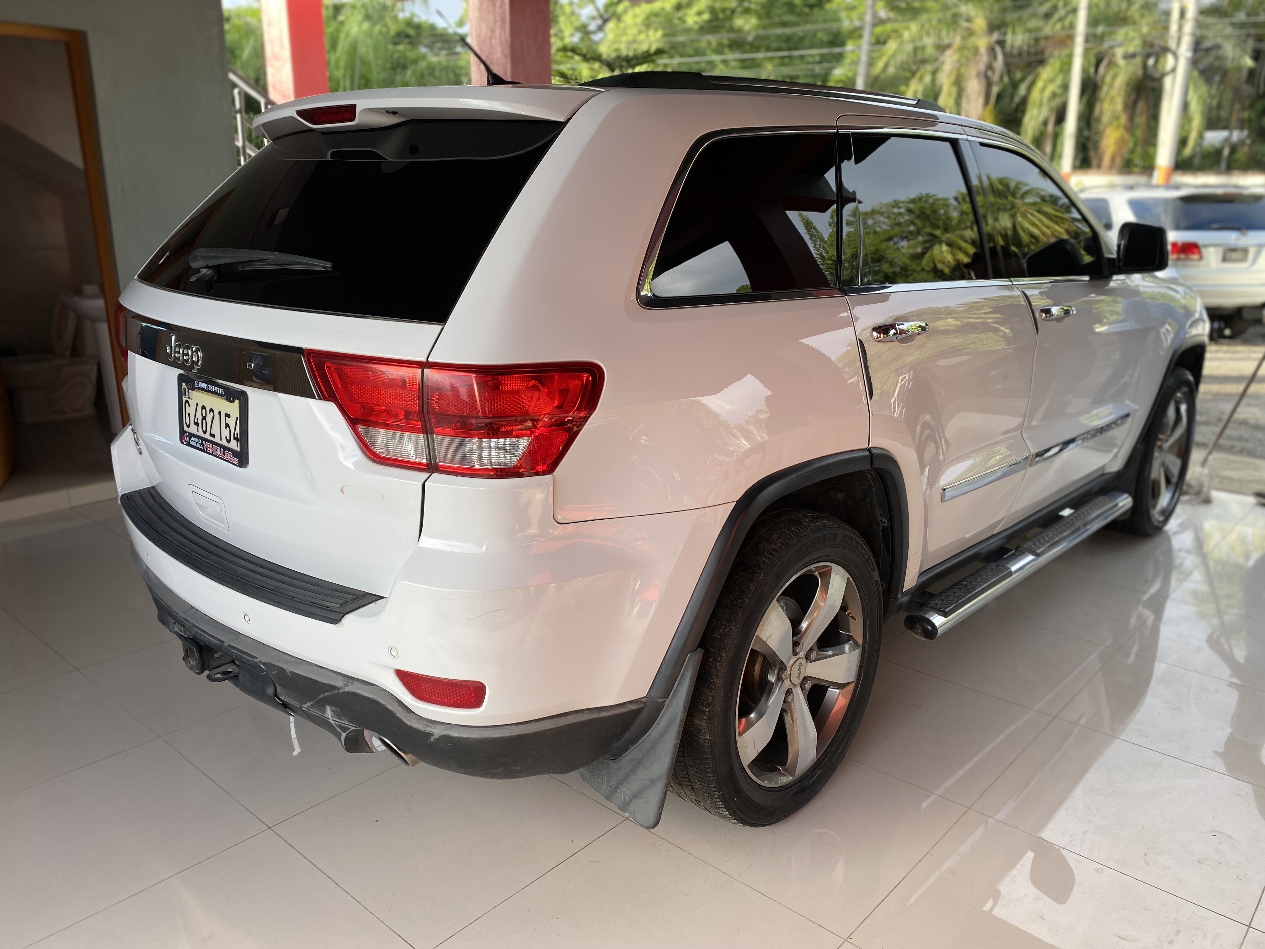 jeepetas y camionetas - JEEP GRAND CHEROKEE OVERLAND 2013 2