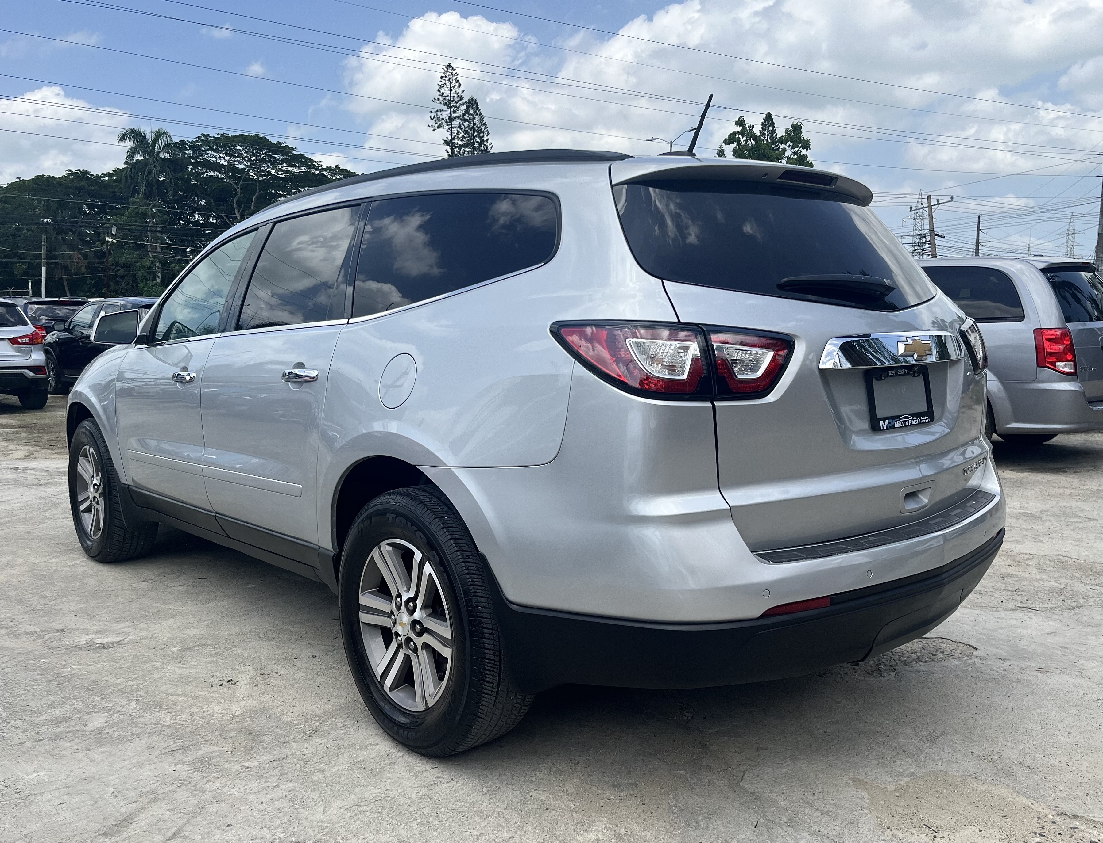 jeepetas y camionetas - Chevrolet Traverse 2016 LT - 3 filas de asientos
 3