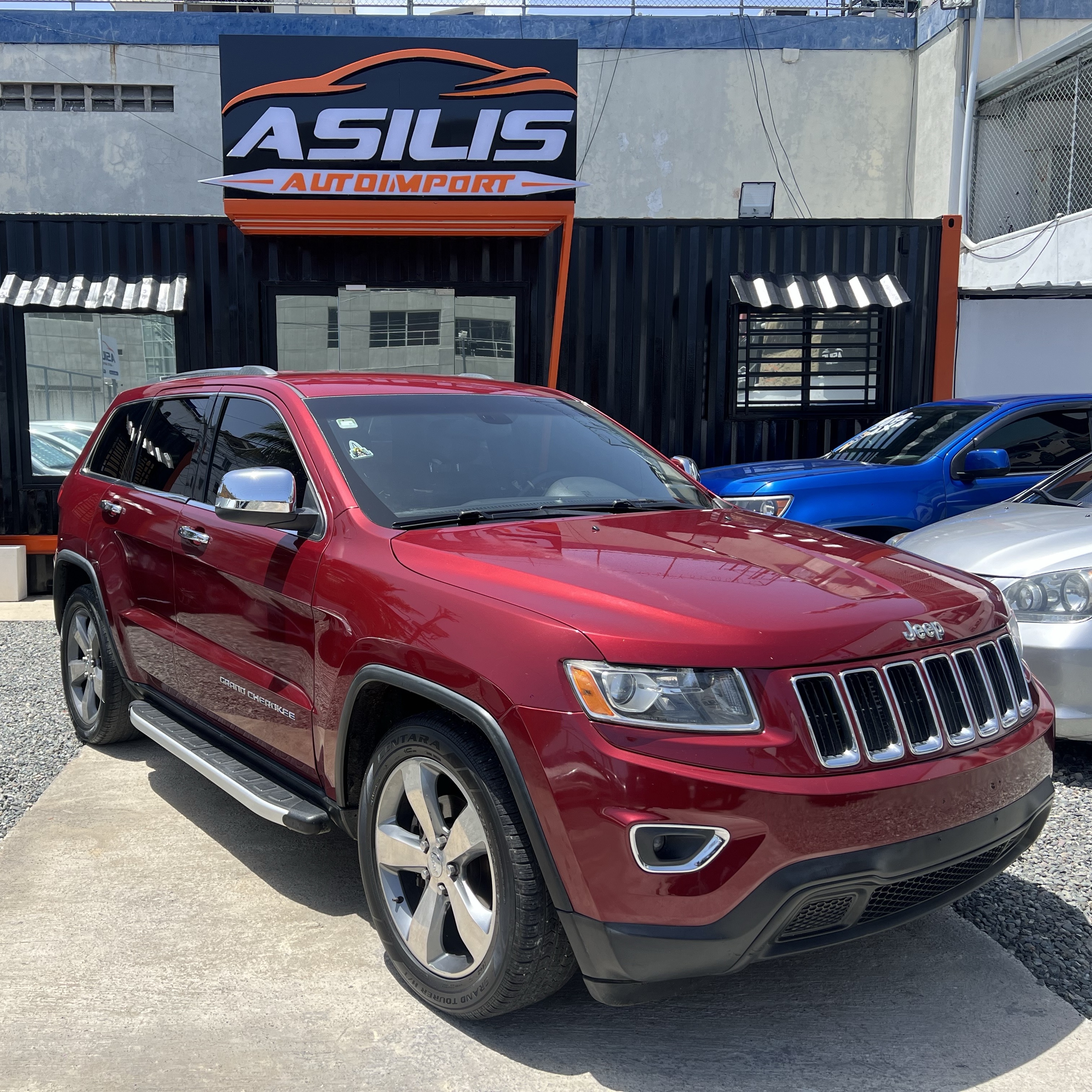 jeepetas y camionetas - Jeep Grand Cherokee Laredo 2014 