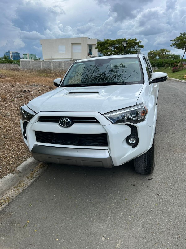jeepetas y camionetas - Toyota 4runner limited 2022