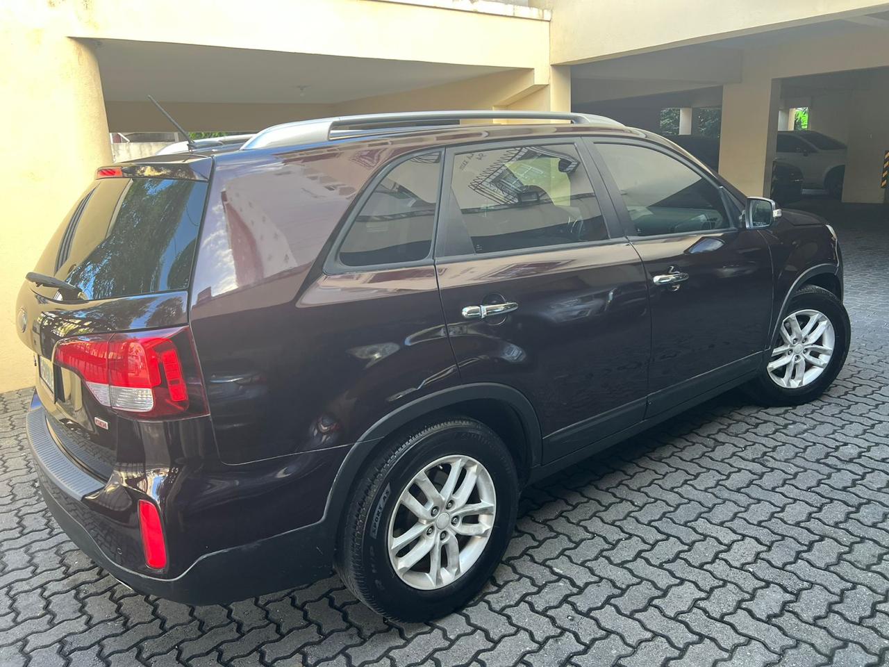 jeepetas y camionetas - kia sorento lx 2014 1