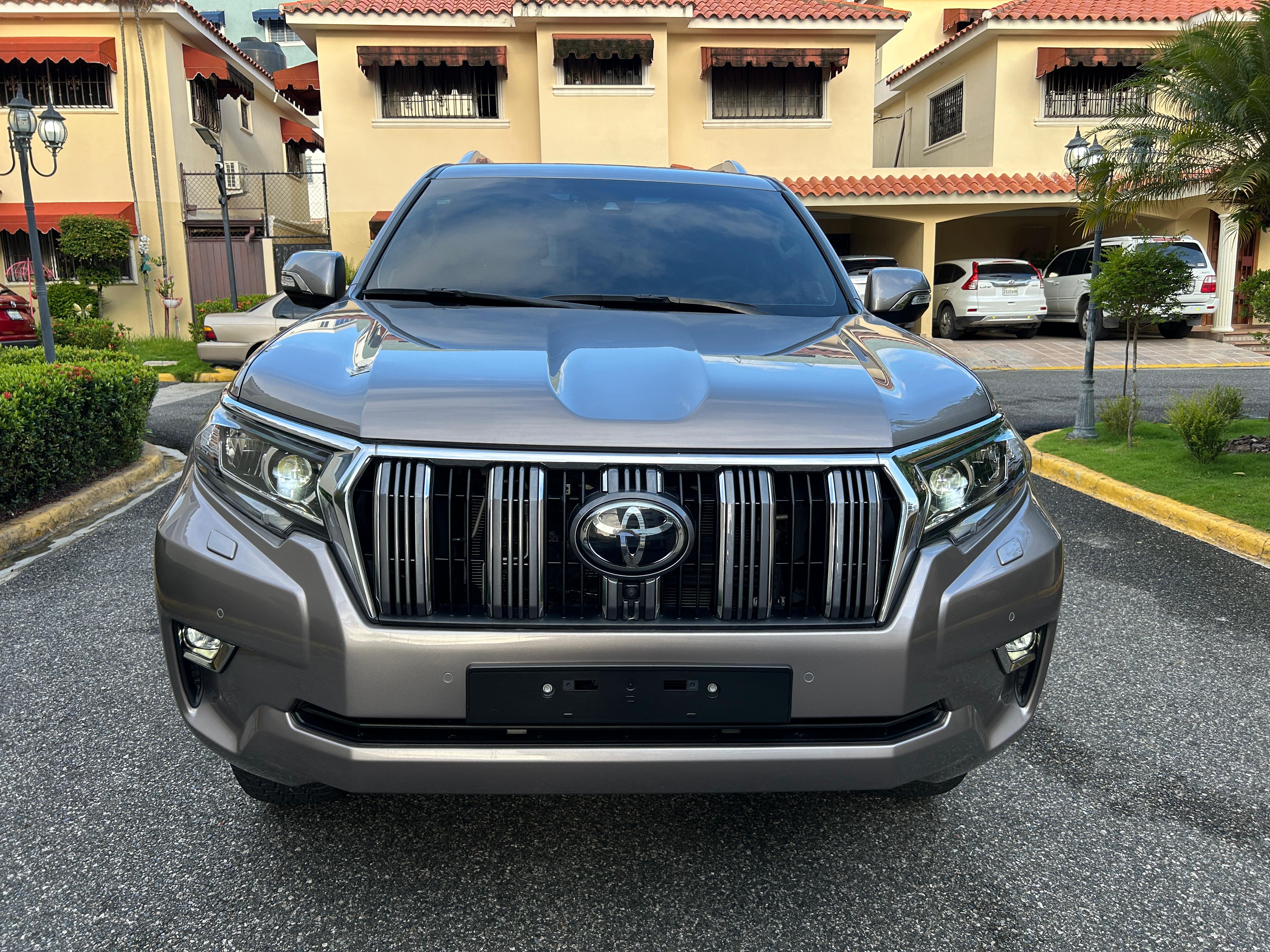 jeepetas y camionetas - Toyota Land Cruiser prado 2022