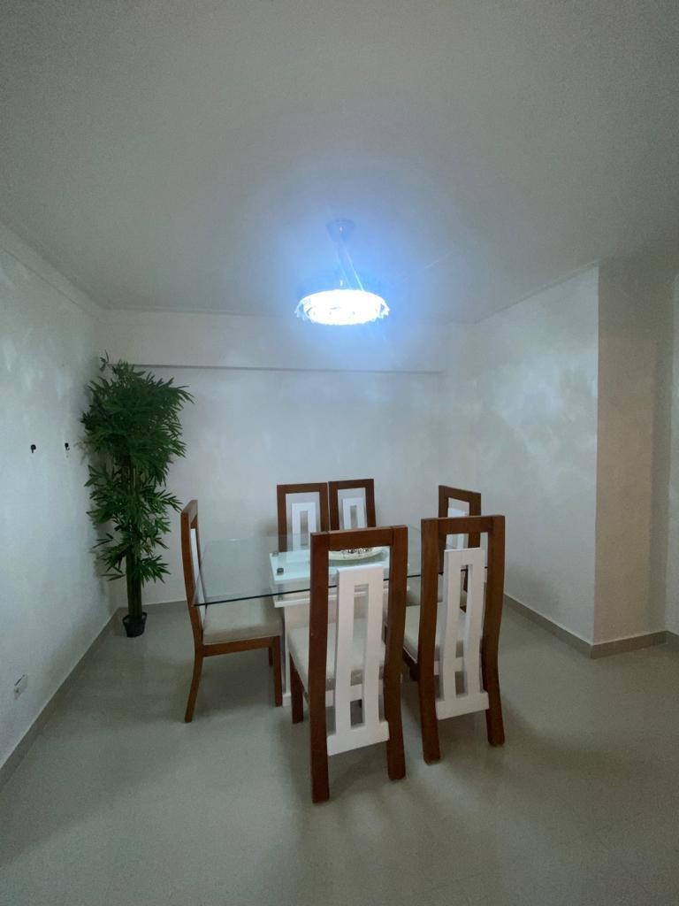 apartamentos - 🚨Apartamento en venta🚨 El cacique 3er nivel
 4