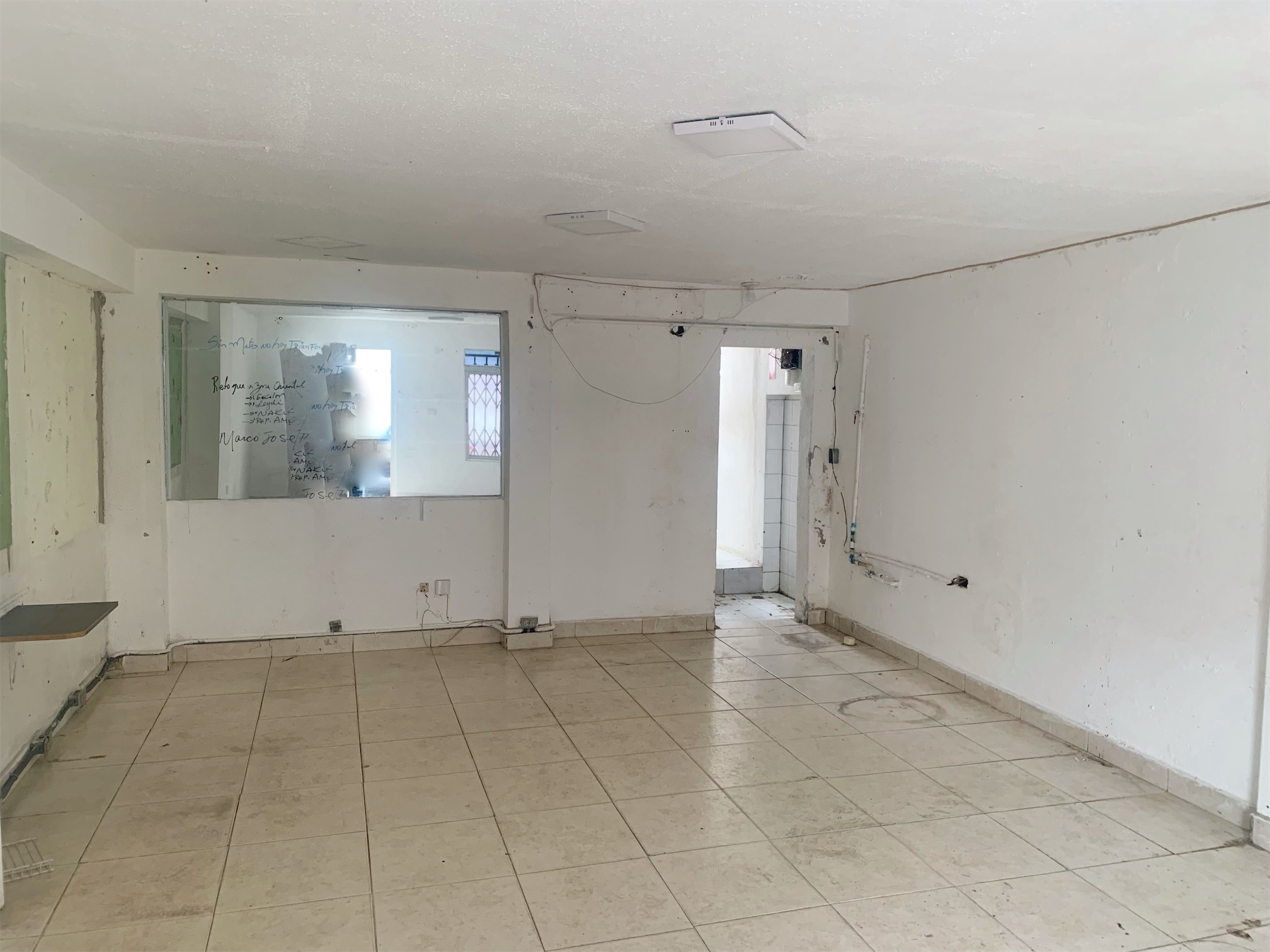 casas - Propiedad comercial en venta  6