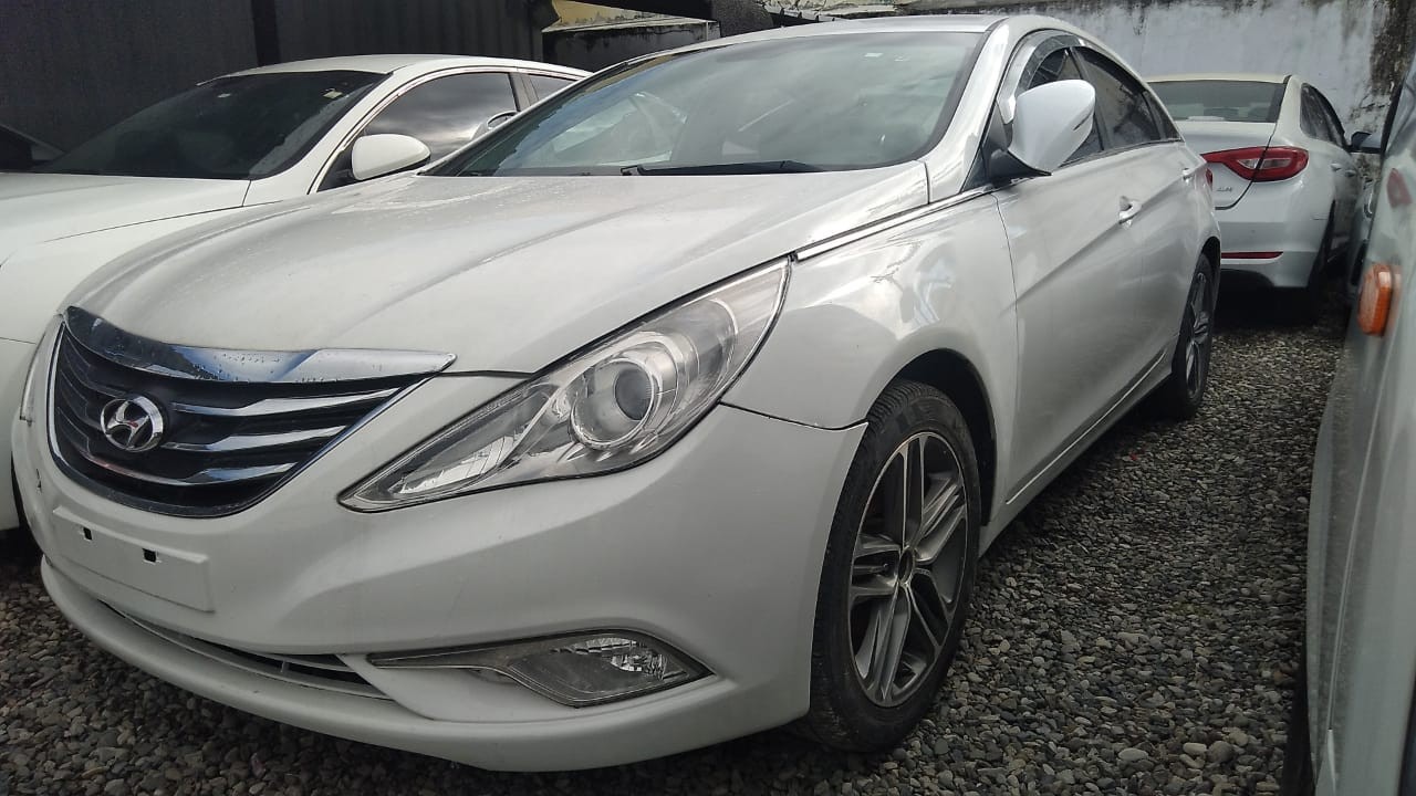 carros - HYUNDAI SONATA Y20 2016 BLANCO 4