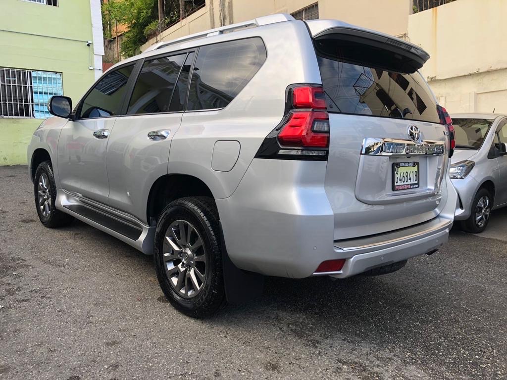 jeepetas y camionetas - Land Cruiser Prado VXL 2019 
 3