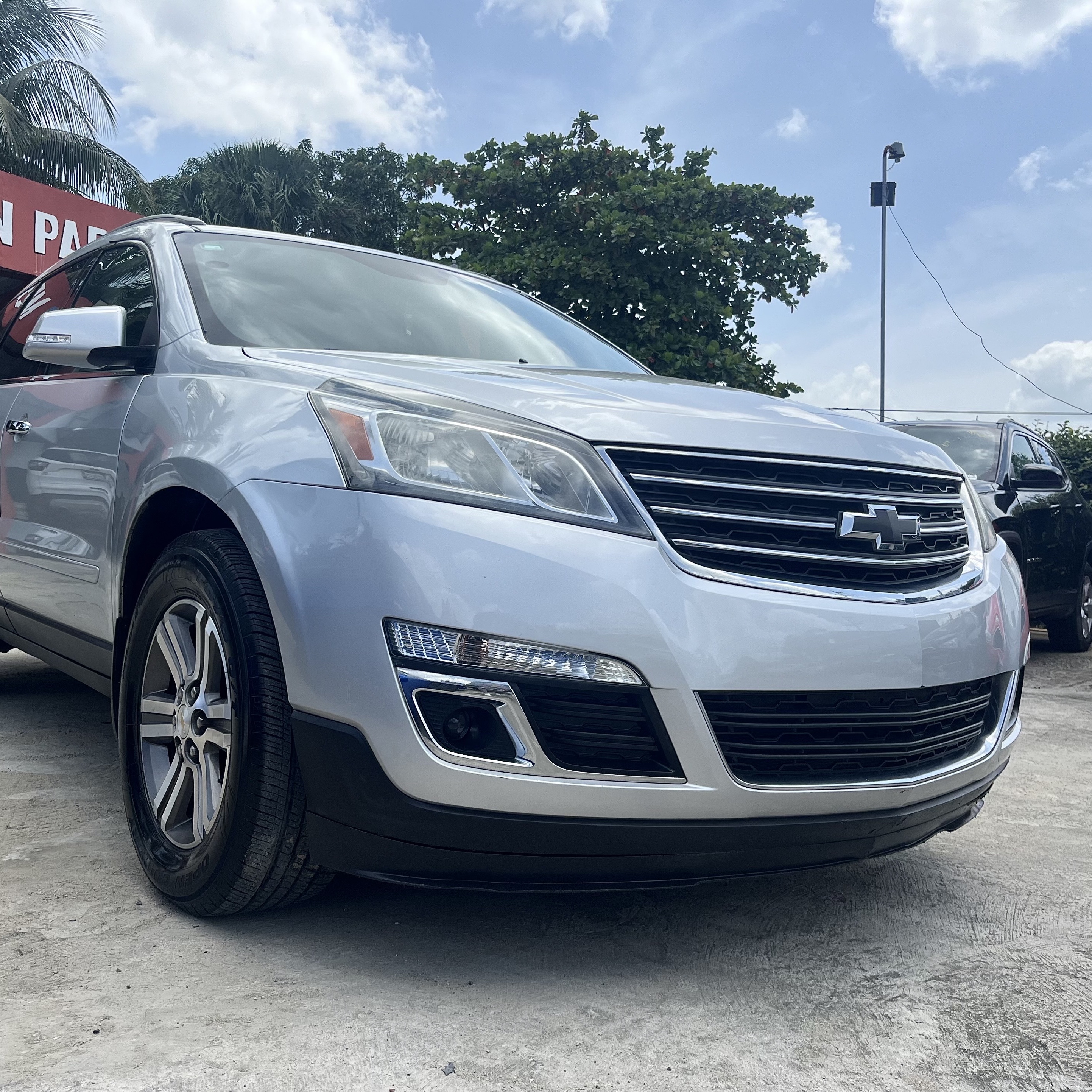 jeepetas y camionetas - Chevrolet Traverse 2016 LT - 3 filas de asientos
