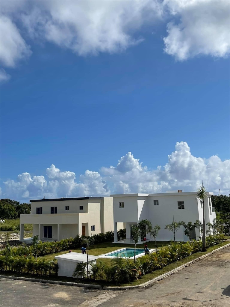 casas - Tenemos varias villas disponibles totalmente nuevas frente a playa dorada 6