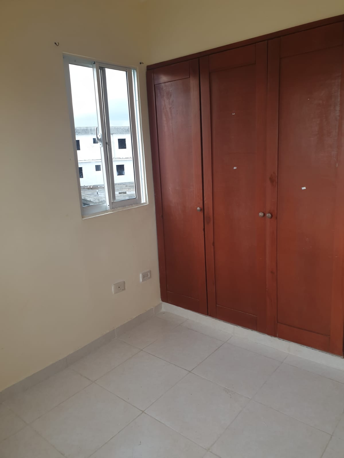 apartamentos - Se vende en pantoja 3