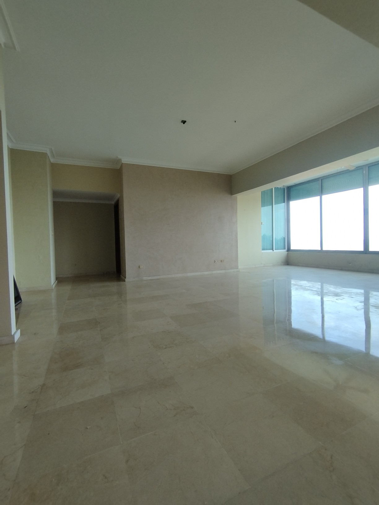 apartamentos - Vendo hermoso departamento*Sin intermediarios*Excelente apartamento piso alto 3