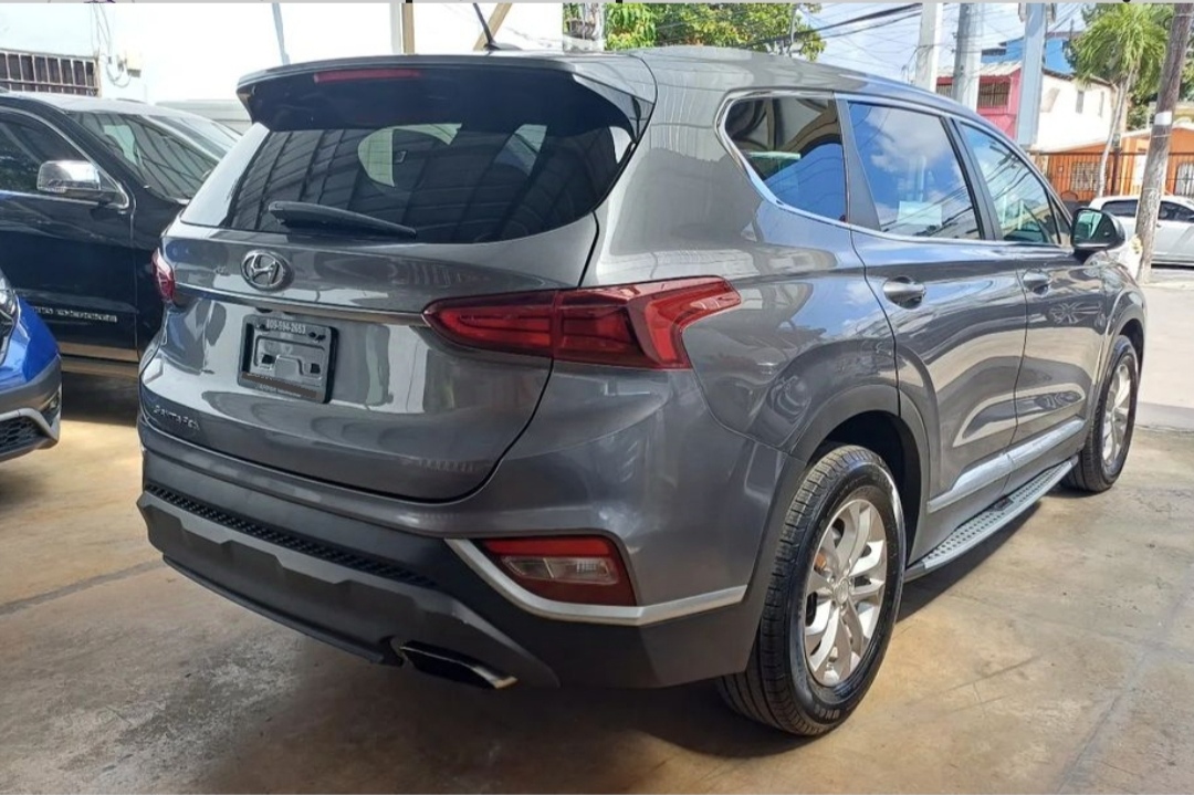 jeepetas y camionetas - 2019 Hyundai Santa Fe  4