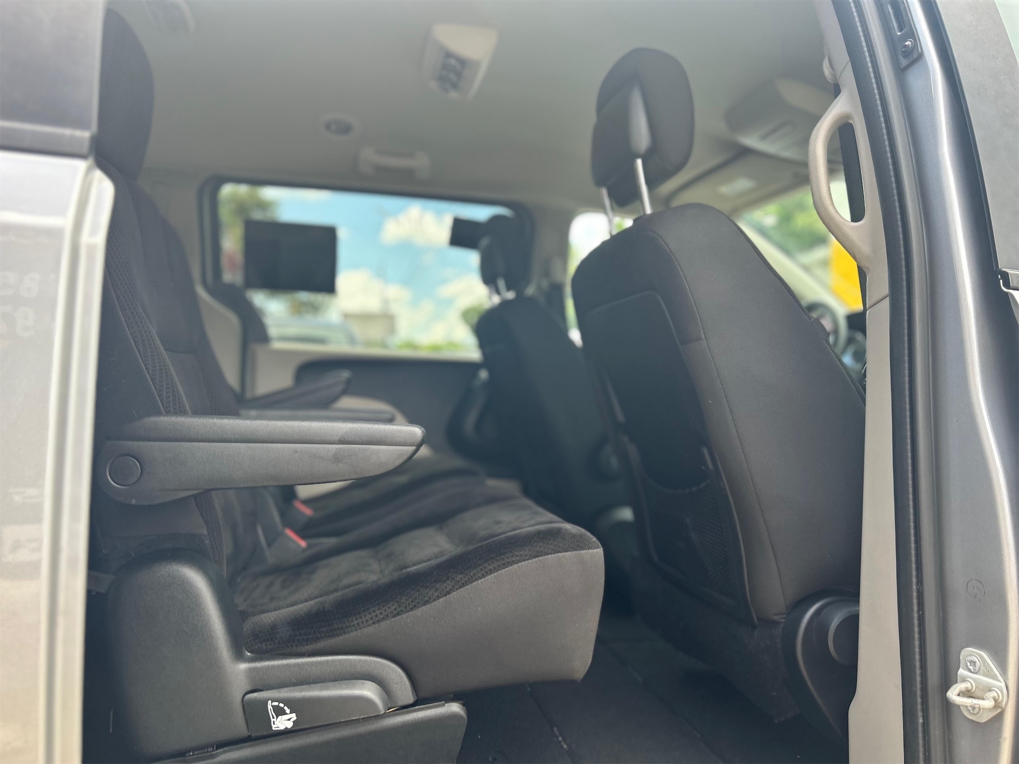 carros - Dodge Caravan Sxt 2018 Clean  1