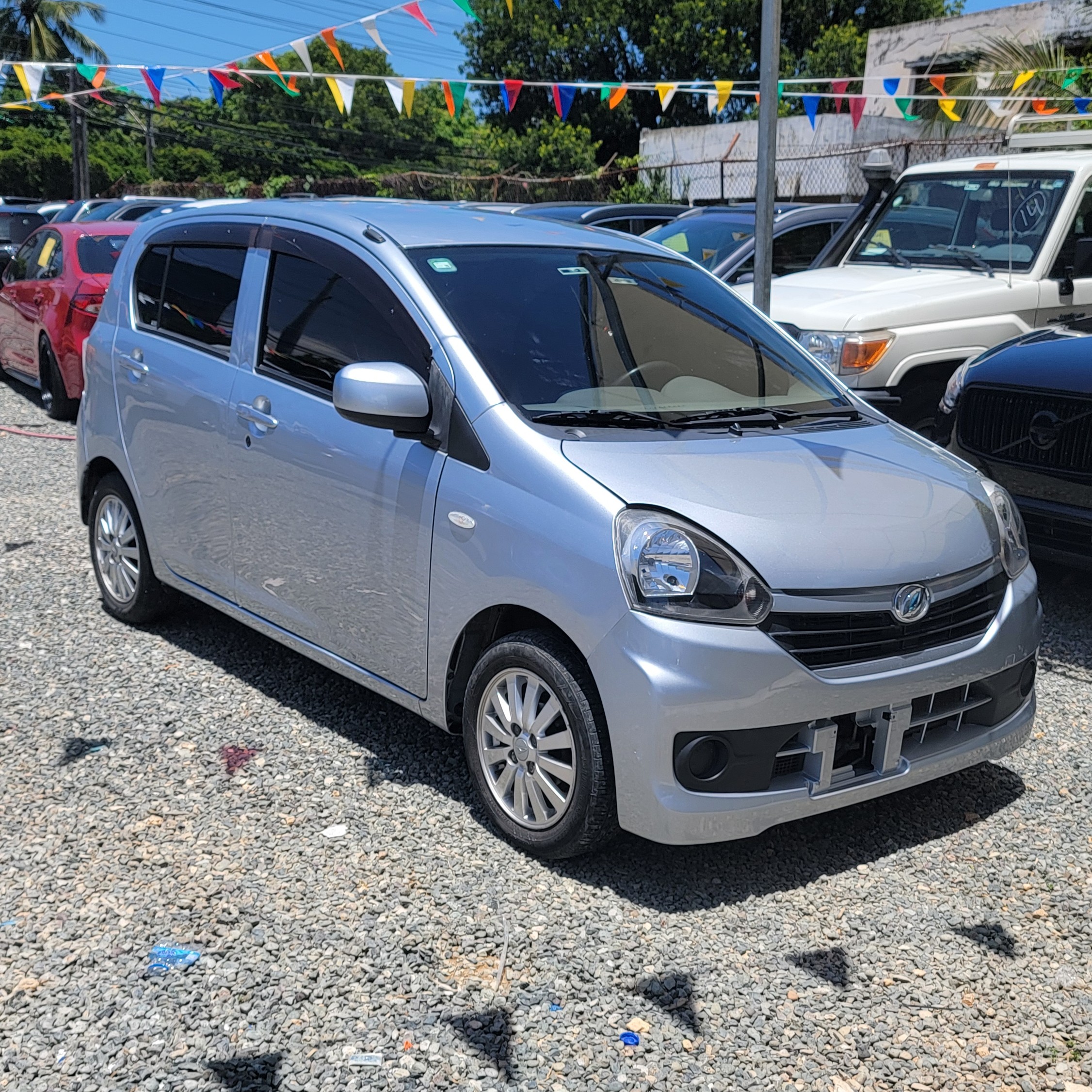 jeepetas y camionetas - DAIHATSU SIRION 2016