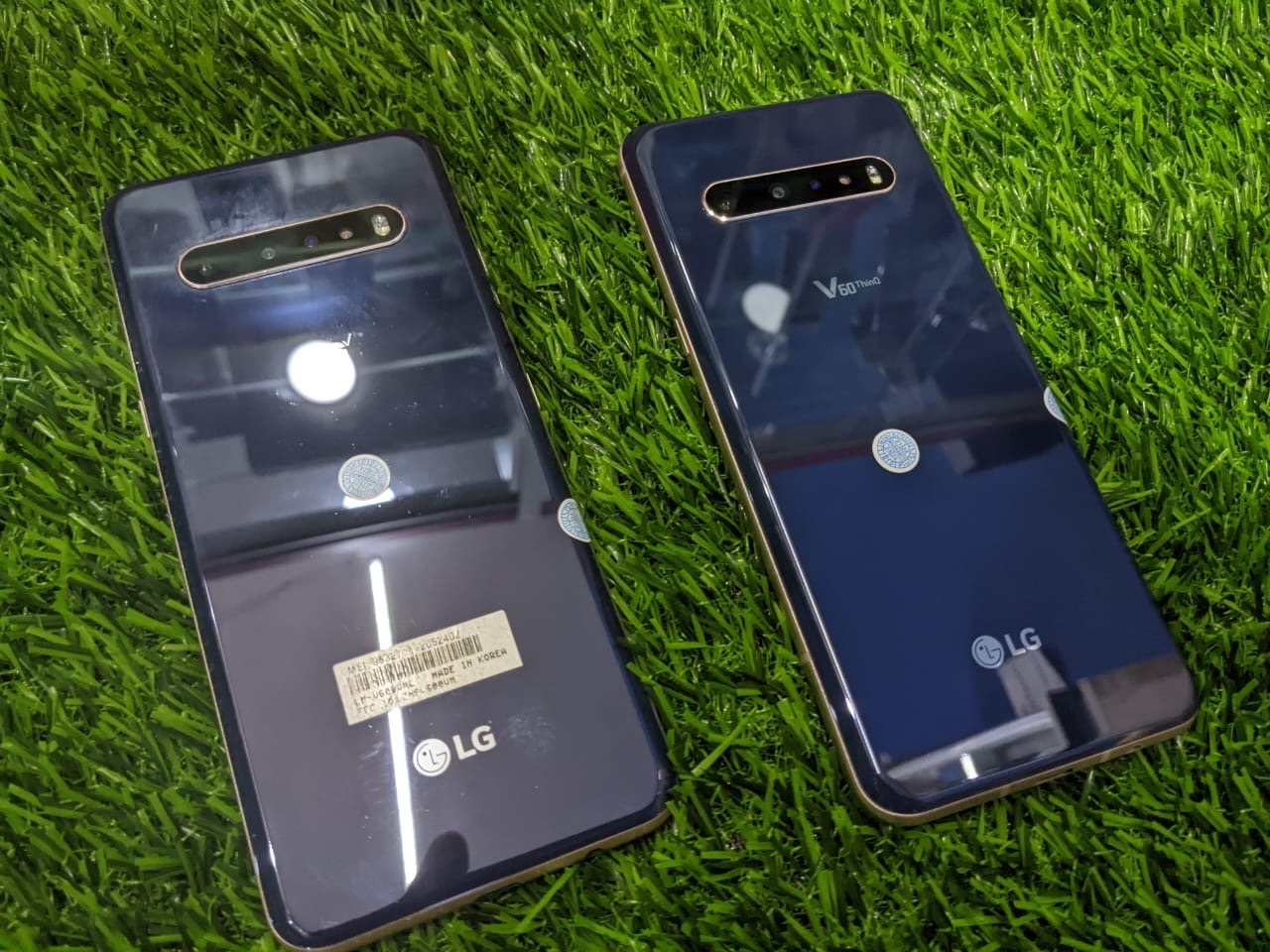 celulares y tabletas - LG V60  0