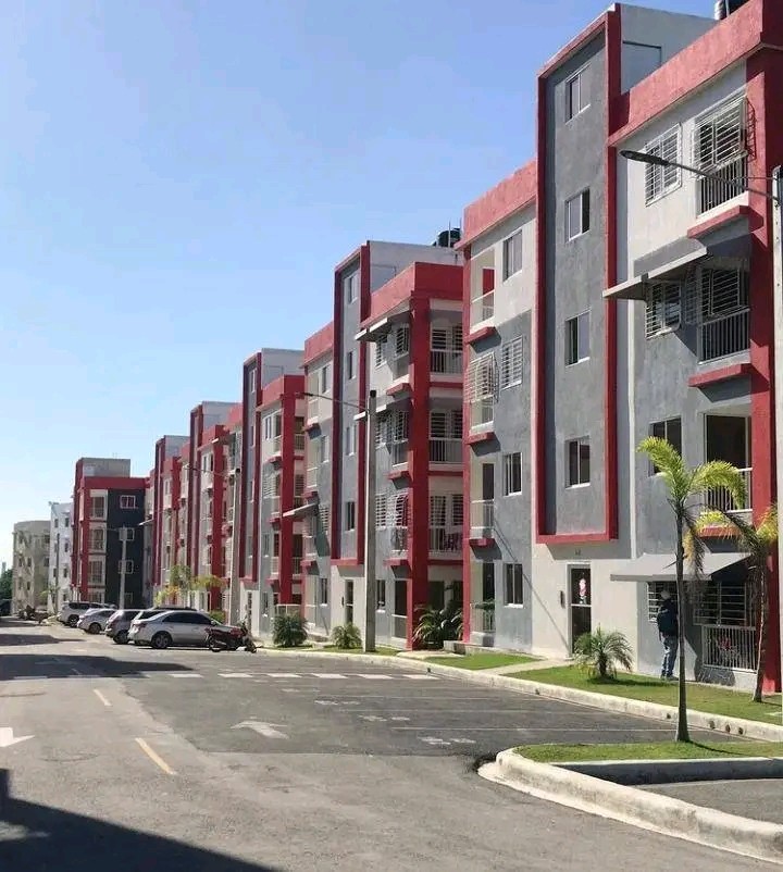 apartamentos - 🚨 DIOS🚨BANI 🇩🇴 MUDATE CON RD$ 80 MIL PESOS! Residencial vista al Mar, Bono V 8