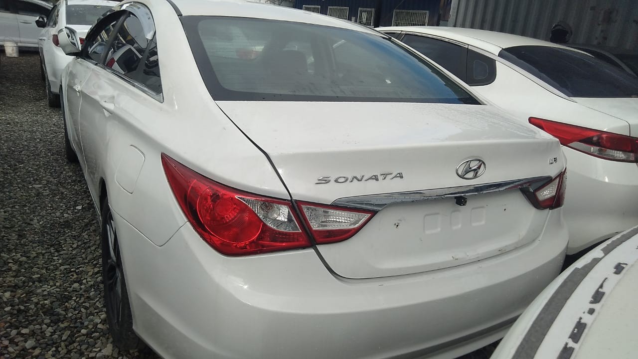 carros - HYUNDAI SONATA Y20 2016 BLANCO 2