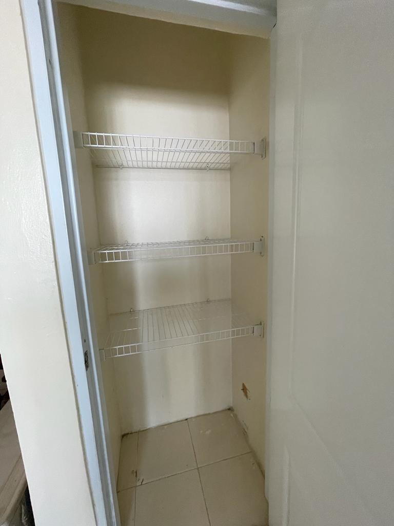 apartamentos - Vendo en COLINAS DEL ARROYO II
TOTALMENTE REMODELADO 1