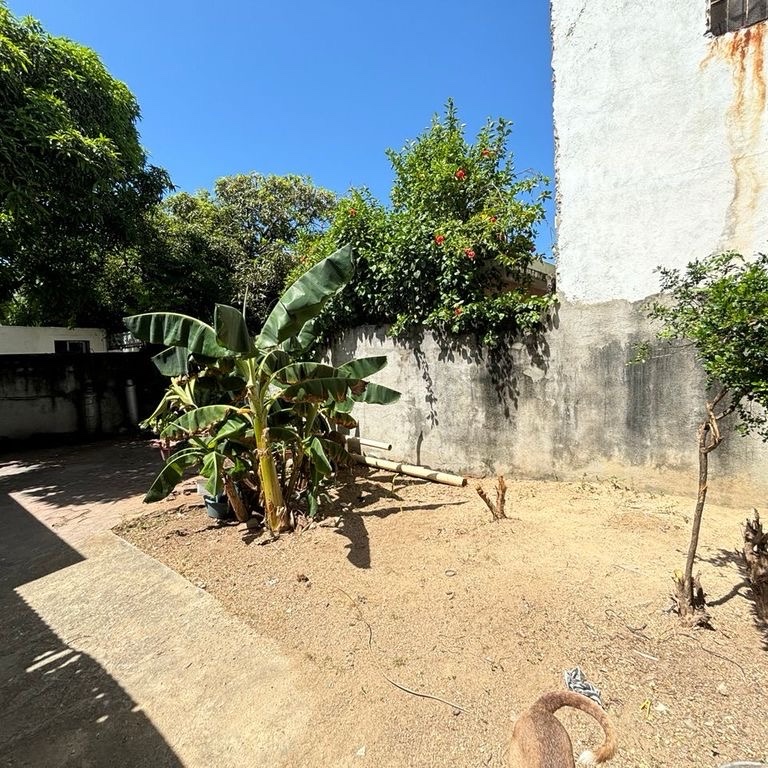 casas - Se vende casa en El Cacique para remodelar