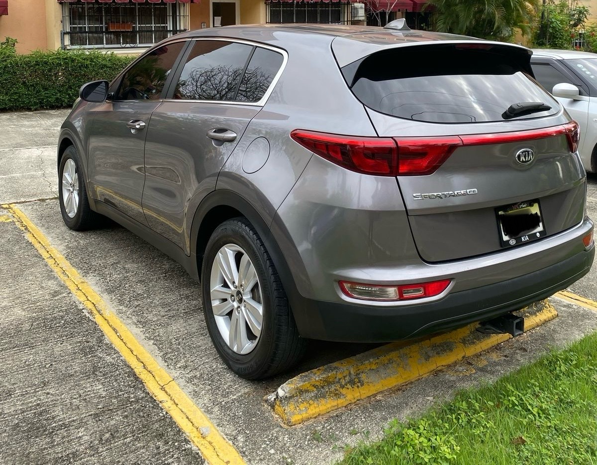 jeepetas y camionetas - Vendo Kia Sportage 2018 5