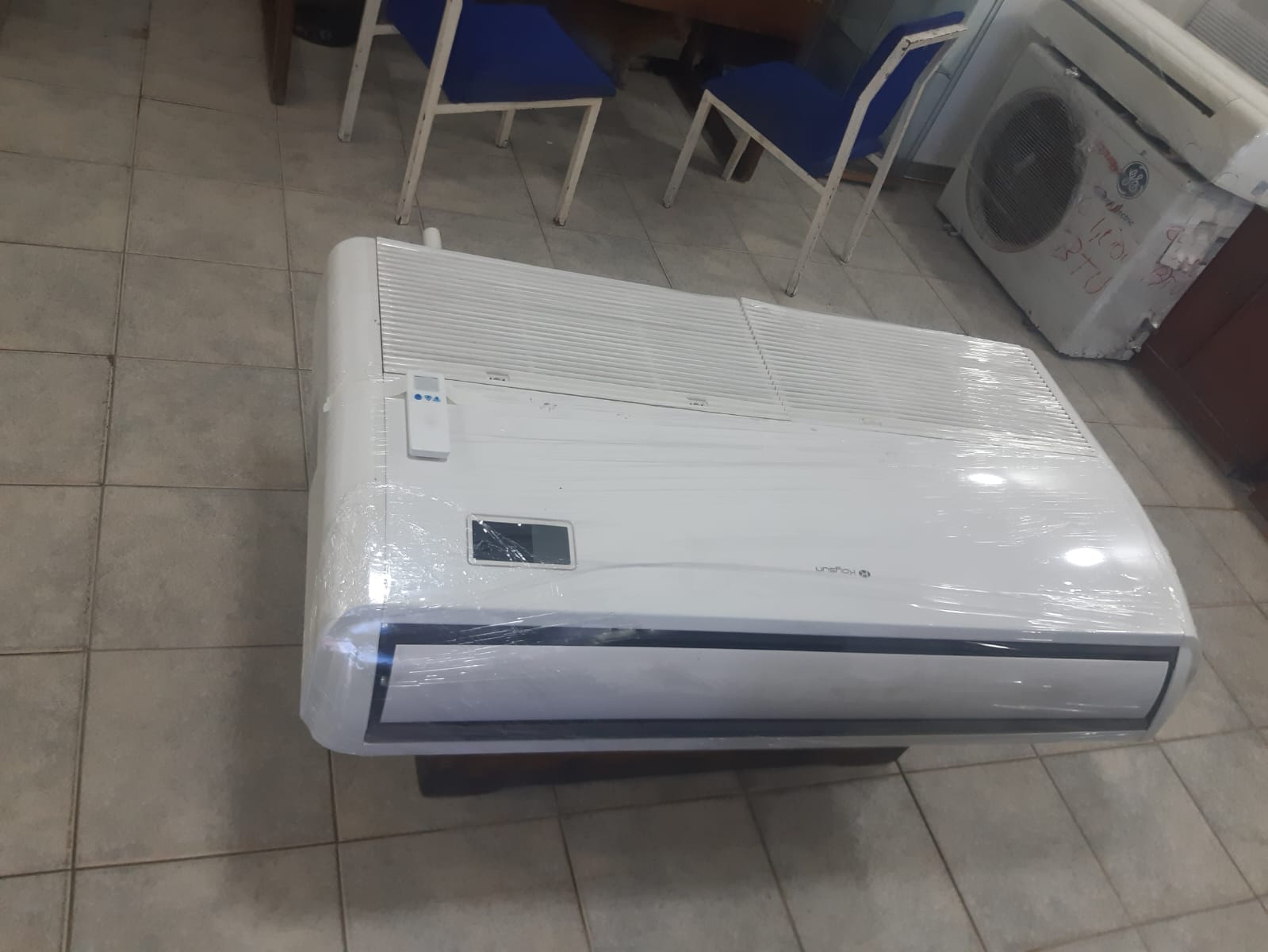 aires acondicionados y abanicos - 🔴Aire Acondicionado 24000BTU PISOTECHO Conven.