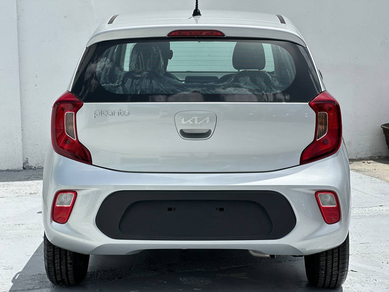 carros - KIA PICANTO LX 20230KM 7