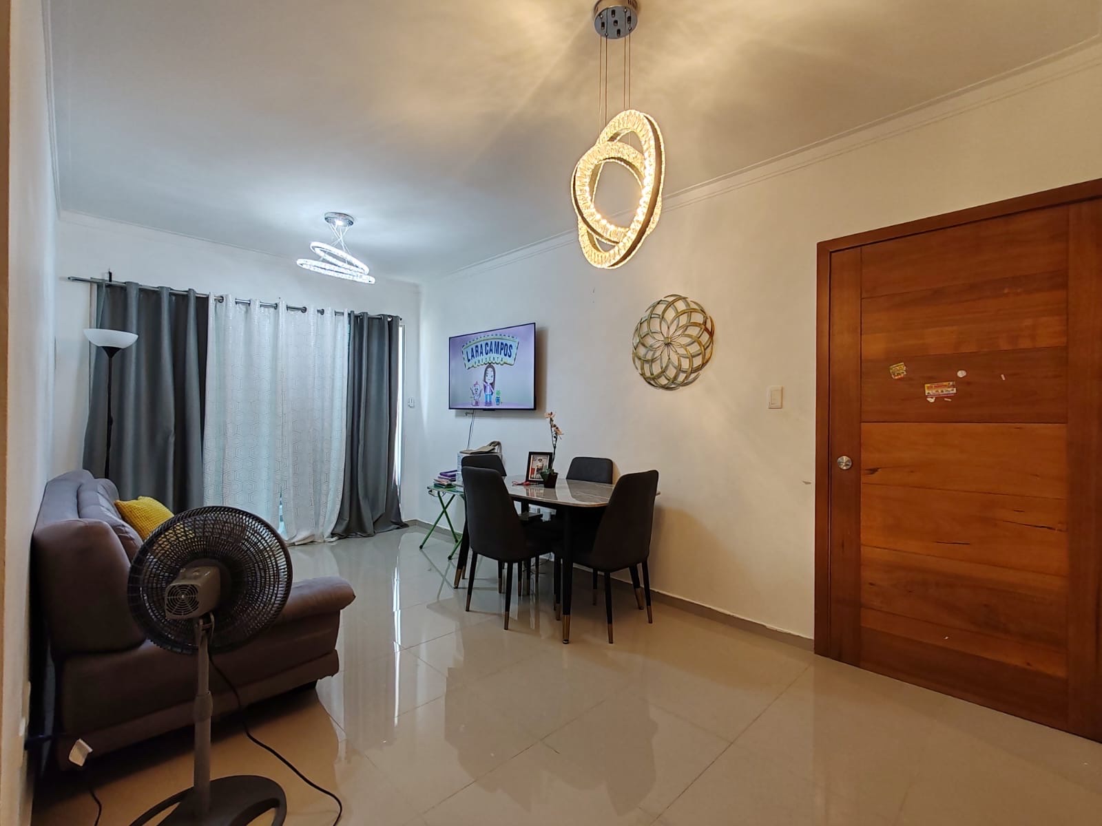 apartamentos - venta de apartamento en la autopista de san Isidro 2do nivel santo Domingo 