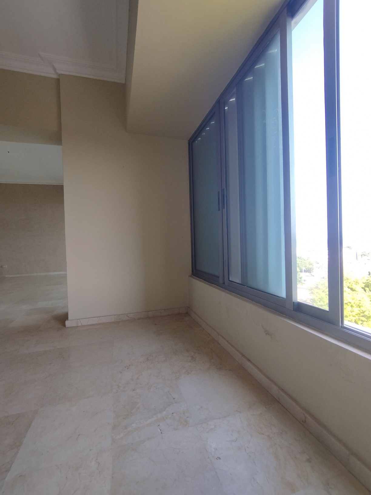 apartamentos - Vendo hermoso departamento*Sin intermediarios*Excelente apartamento piso alto 5