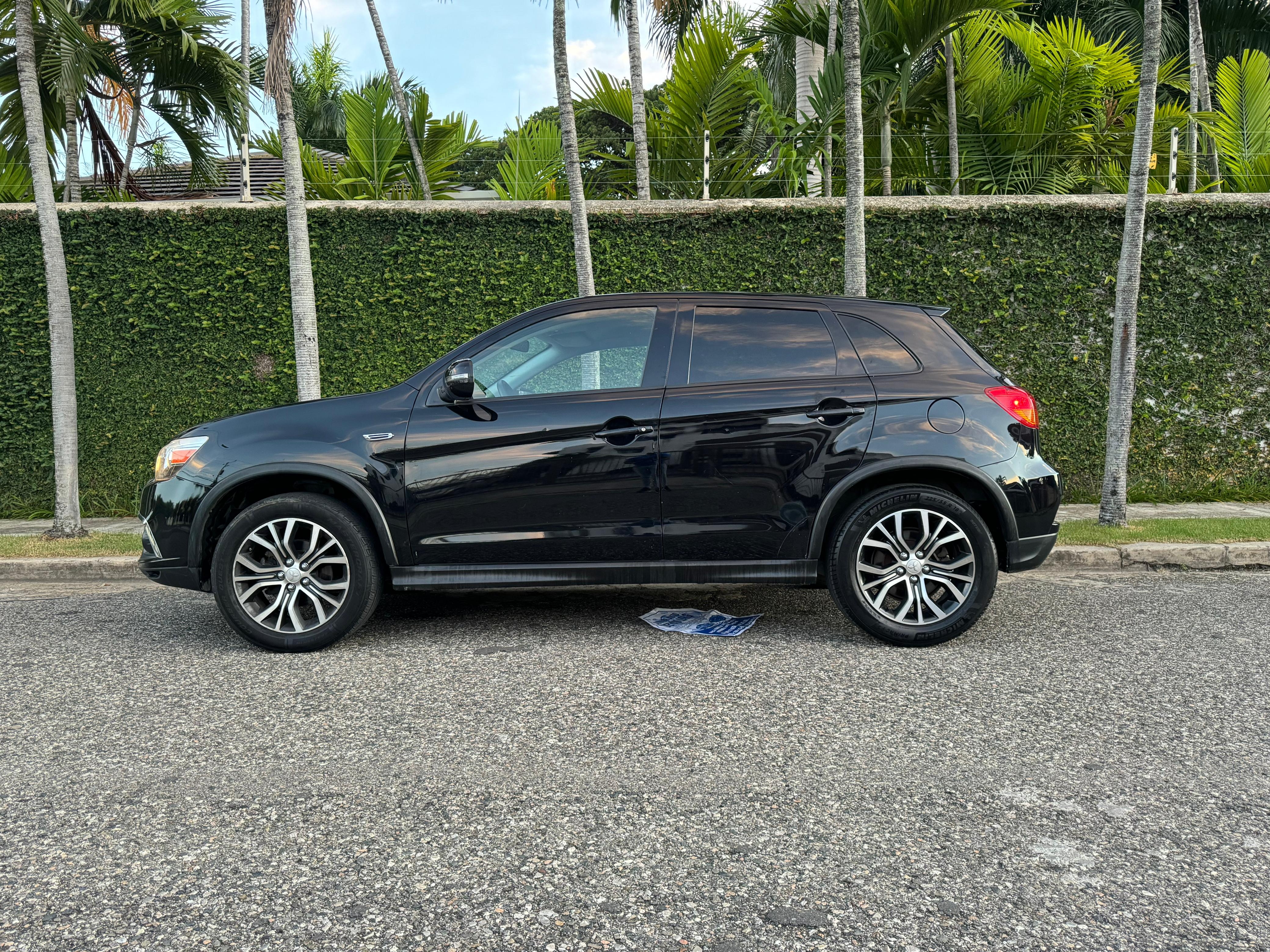 jeepetas y camionetas - Mitsubishi Outlander 2019 Sport SE, 4x4, Clean 5