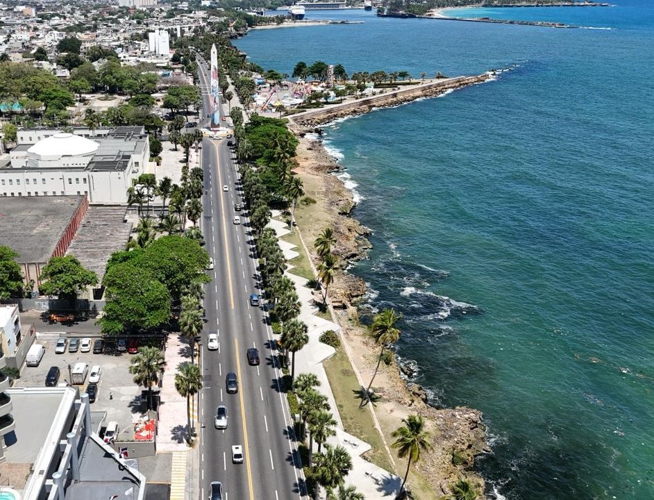 otros inmuebles - Hotel en venta en el Malecón de Santo Domingo 0